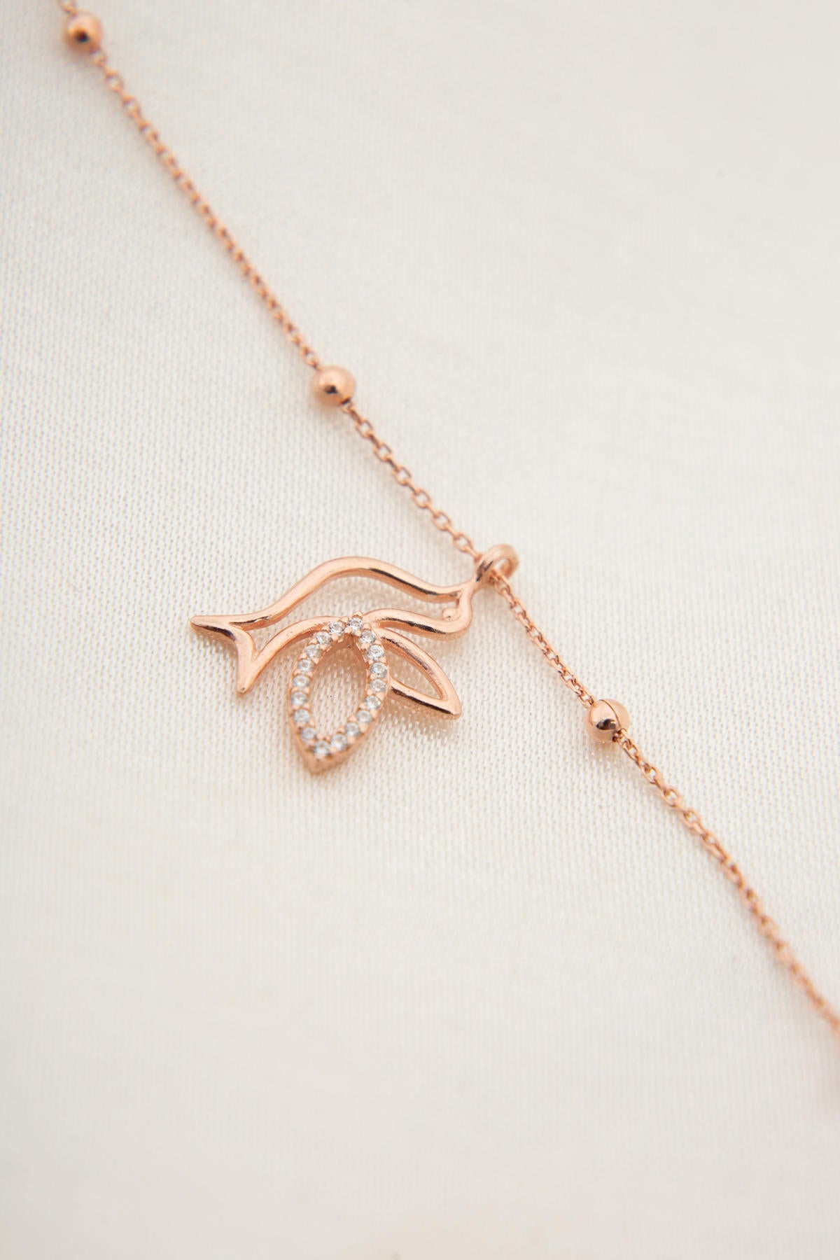 4c054a7c6ad3b4a2f40601c858cbb547