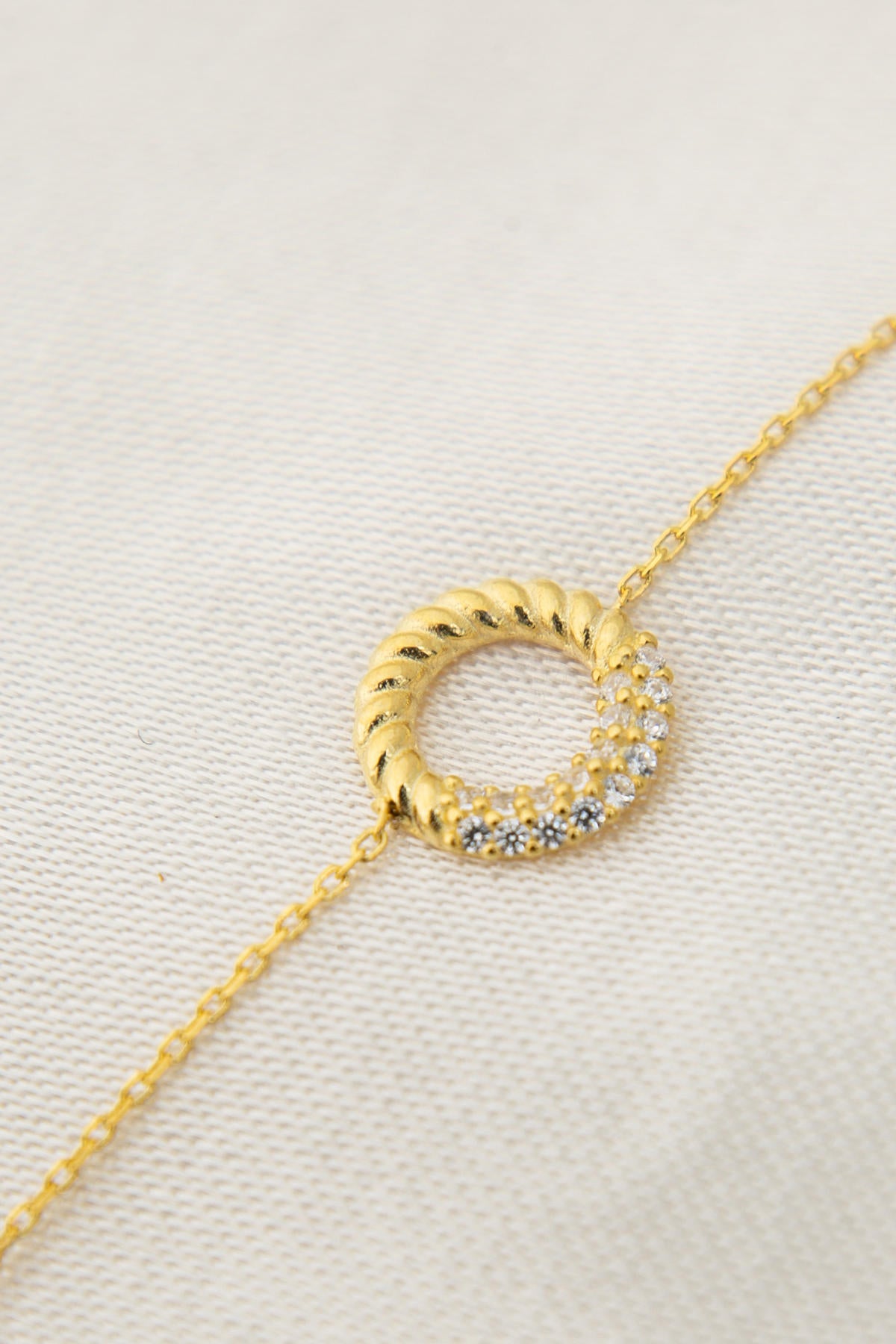 f4935e65de758ee18ed09133abd14cd0