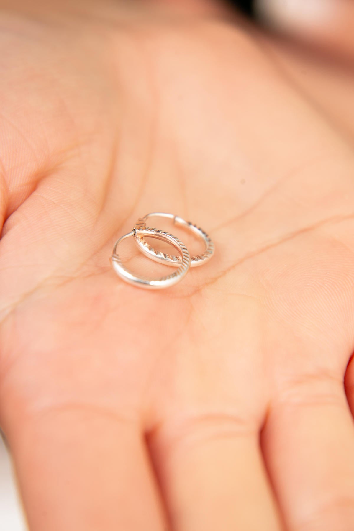 ee76c56f9cf690fe7eccd98f4e4e44ab