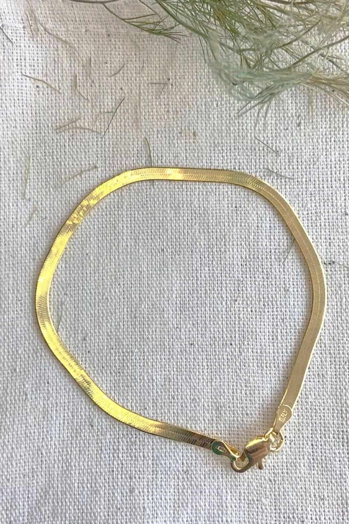 f4768ba23f5254cdaad114d4d5afdb82