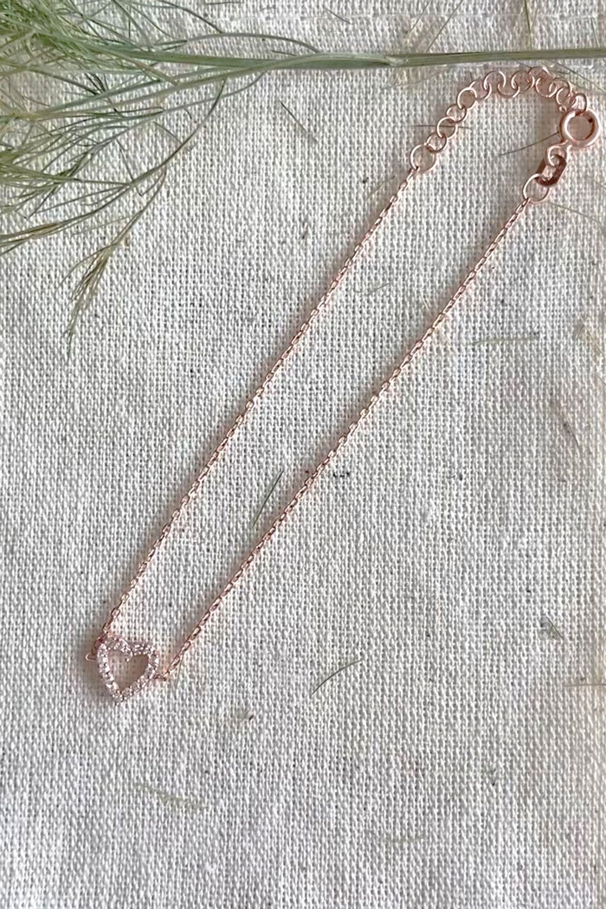 4ddc2a5bd43117e4d8484bcd4ddf9639