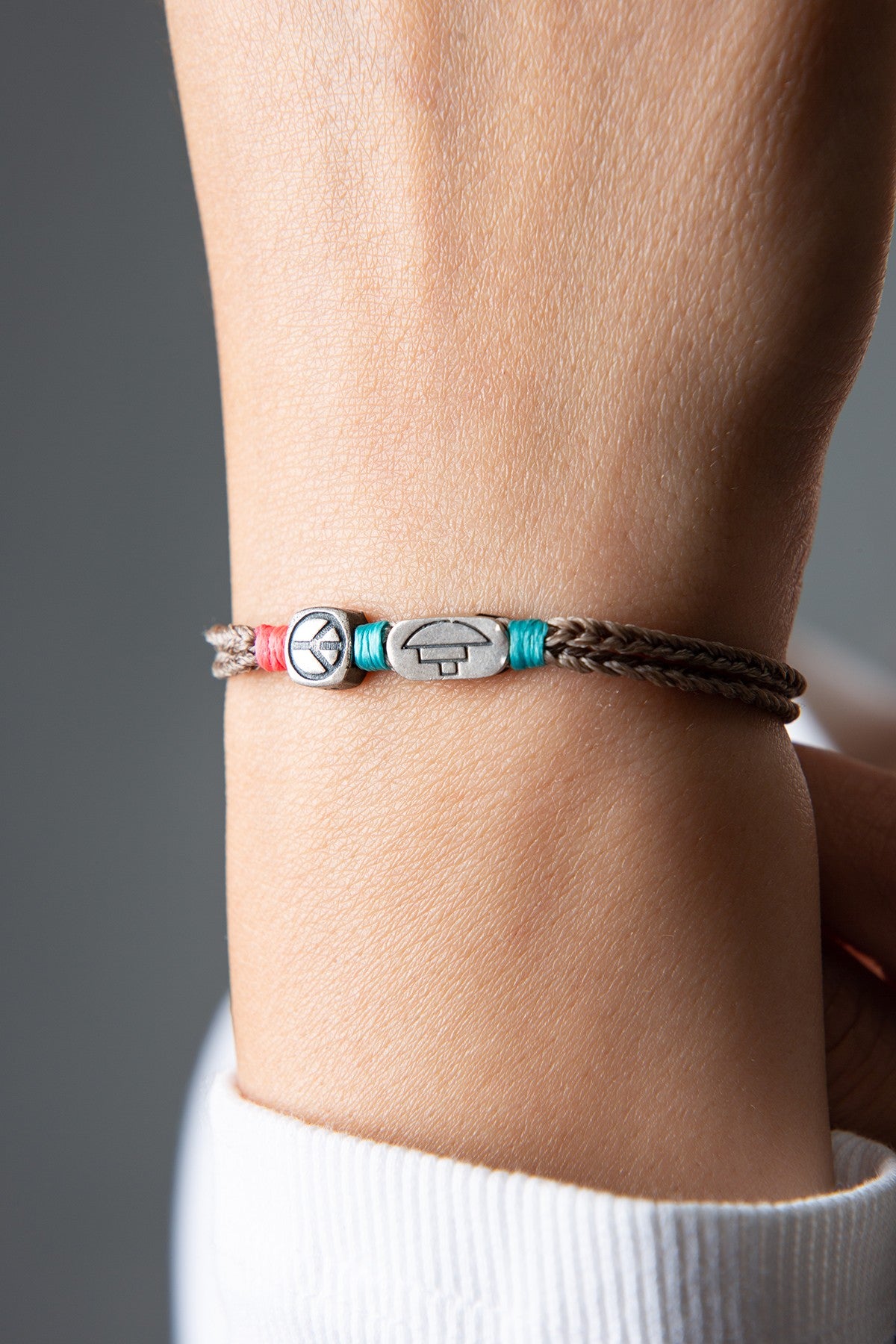 ee6226d93377892418c8ce3163a7e26b