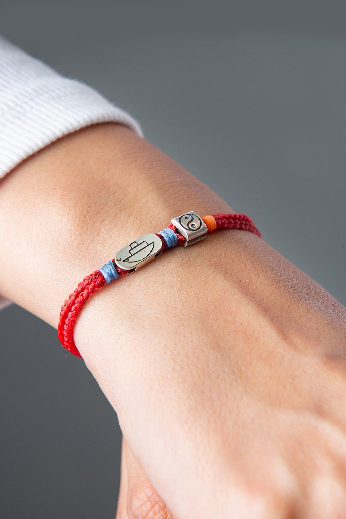 1ab621c4f4047cdcb672fbd8723e2645