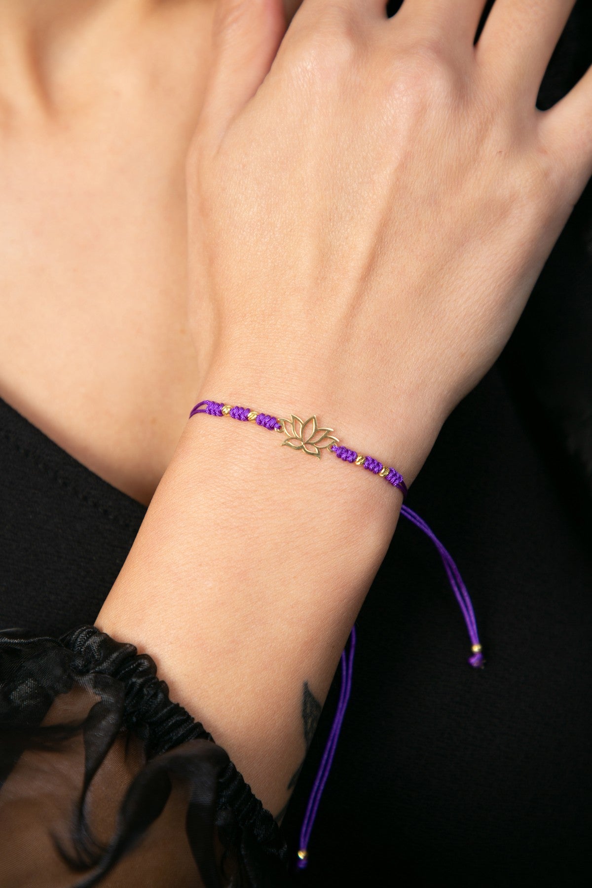 5295e352979ae49bdaa3a494a1b2367a