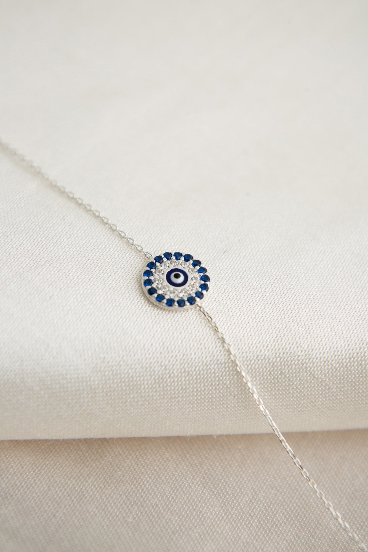 efd681d910f720e7bc126bd2a1db06b6