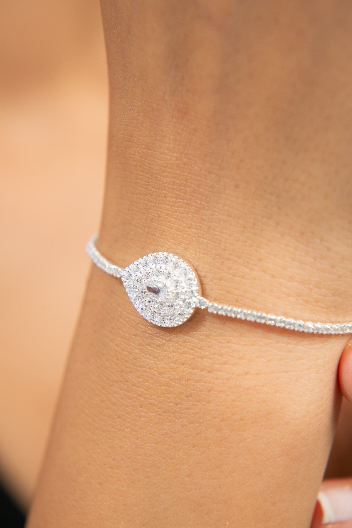 611e40aed8223a76f5611a5080c6ccff