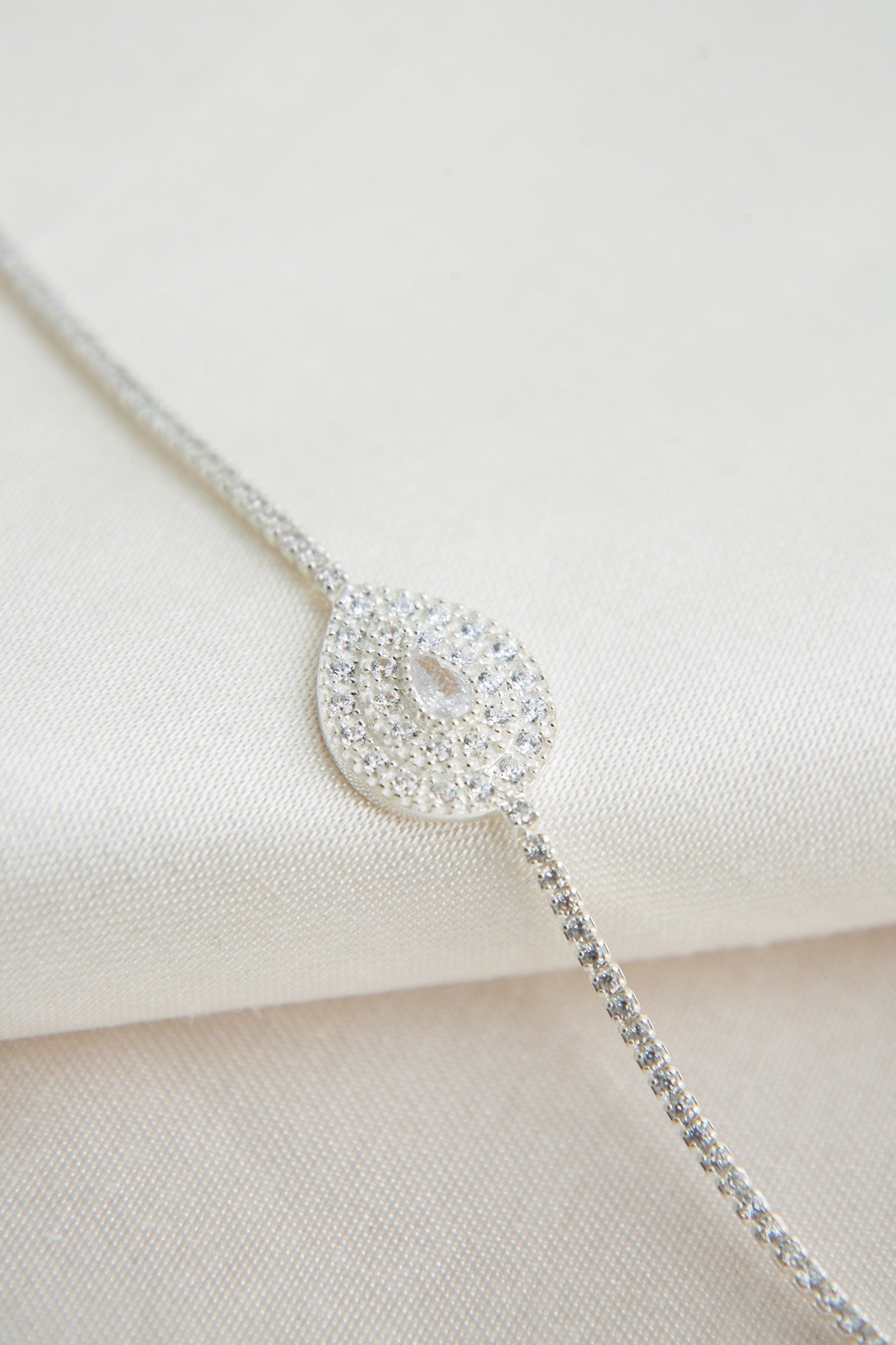 3d80f8fd43b924f8477e5afbd64cc32c