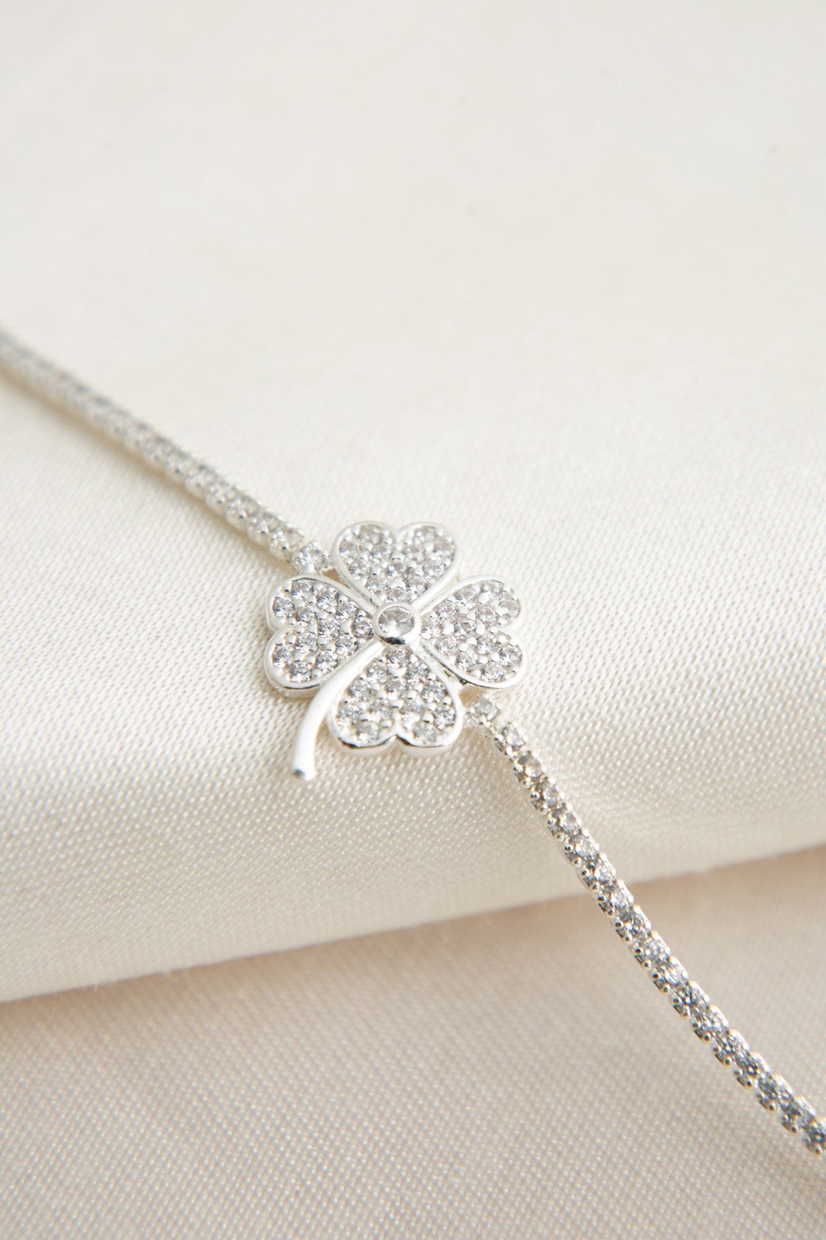 47a84f302d5744067416953c36a9db45