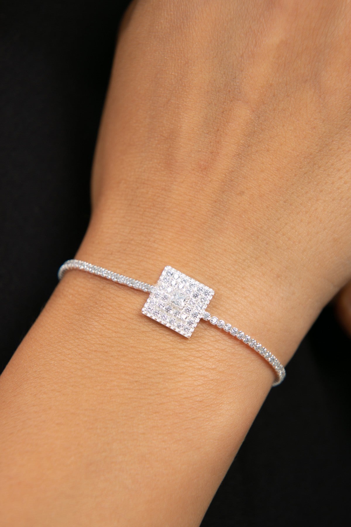 ca72ee477916032fec2c2bacba09386b