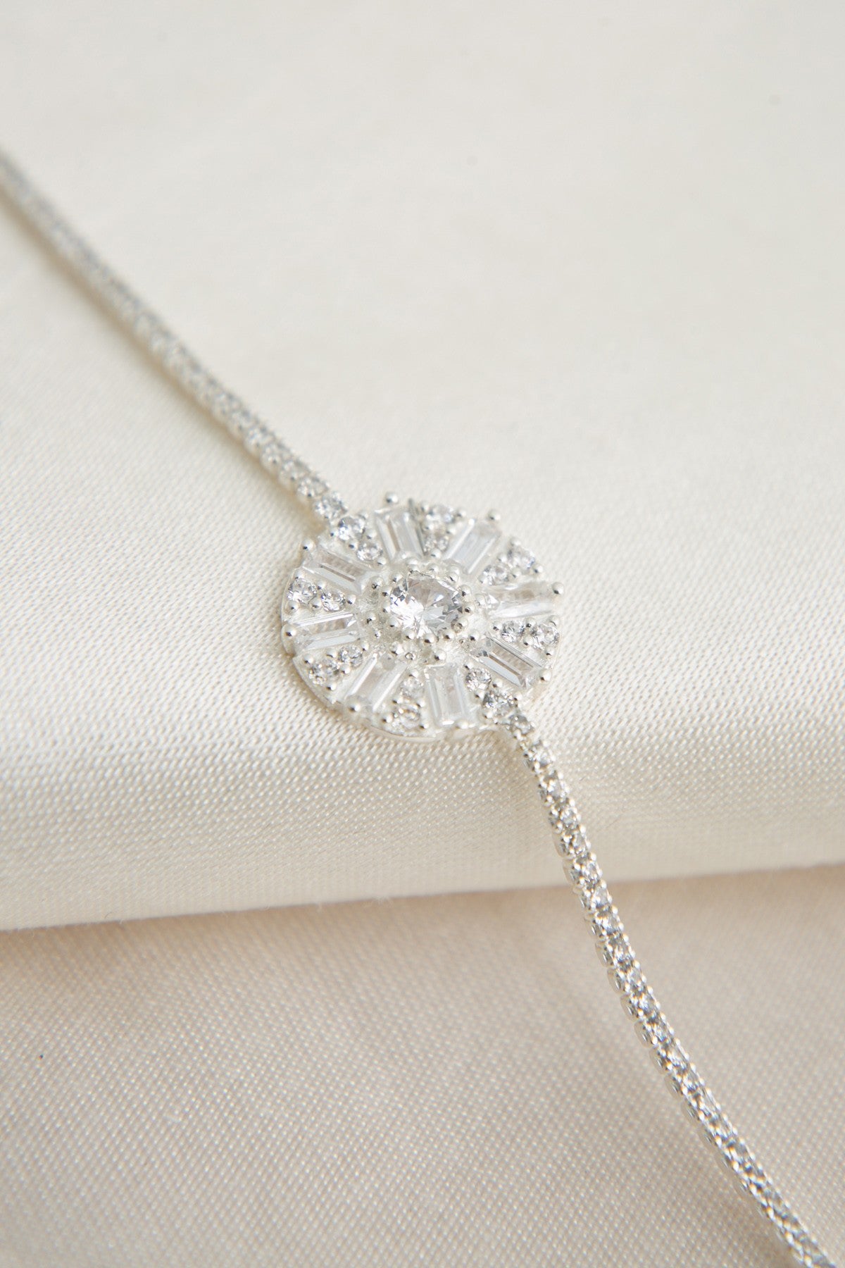 5d0b6c82d6bbf59dca38c22498c11a0e