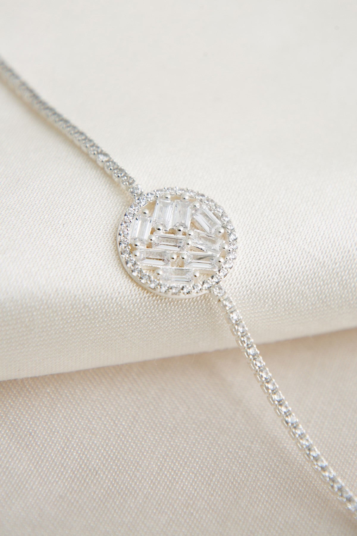 377e7a8ed2e945e5f22d6081d232874c