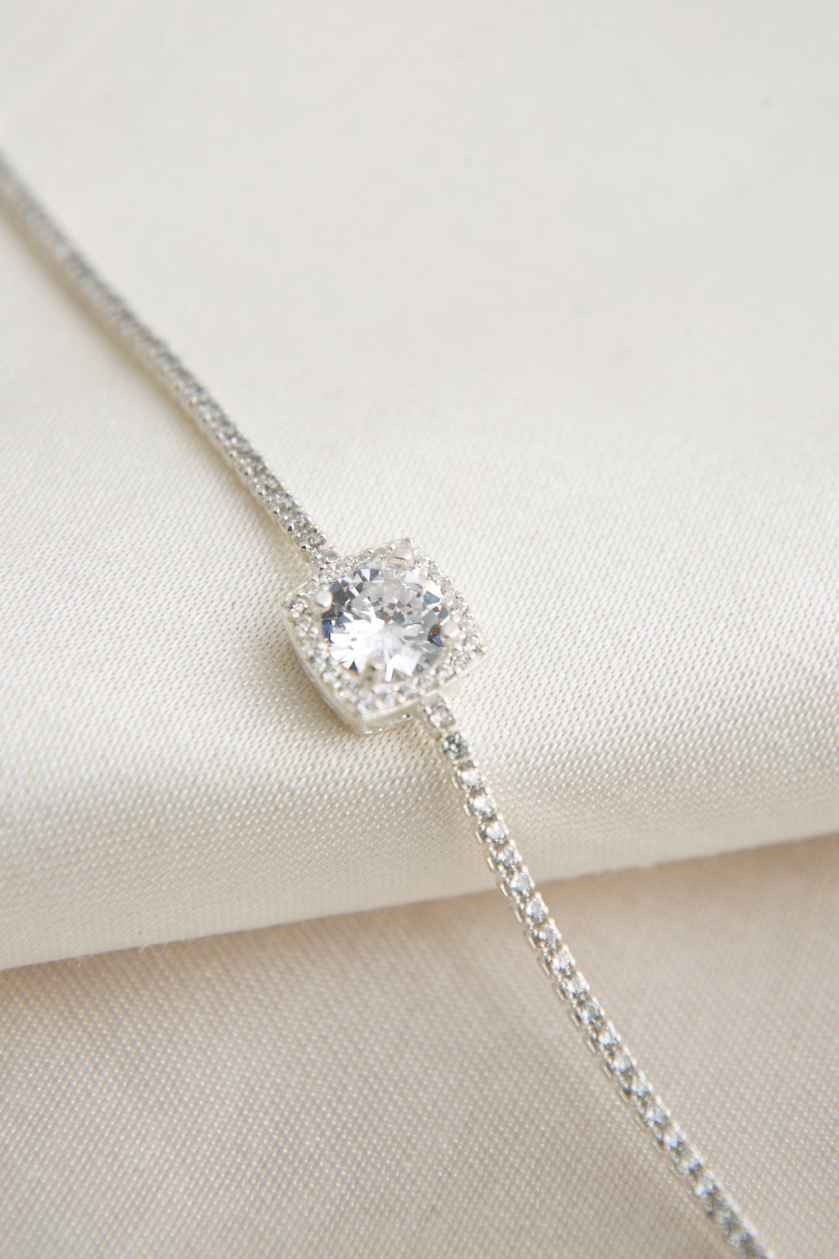 9e15d9b0ae4252bb12d04d99a130fad3