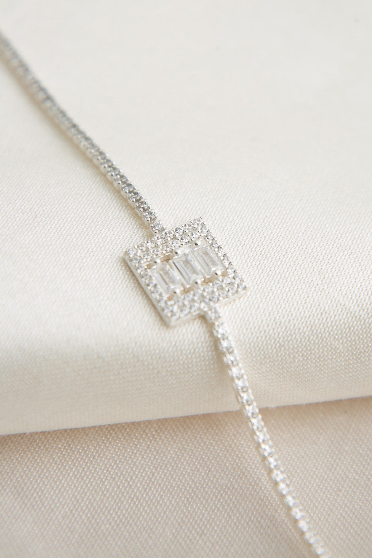 fa4eec6f3db4ccb6597f814563fa6c80