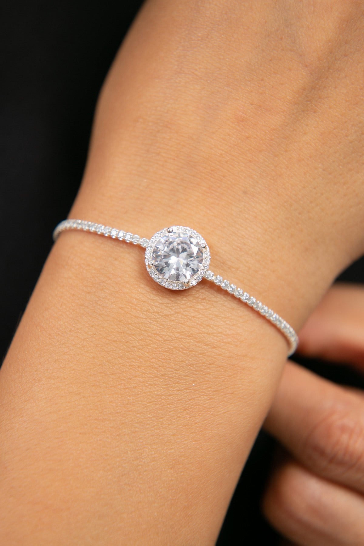 0d6eba699043549d9be21bccaecbca0c