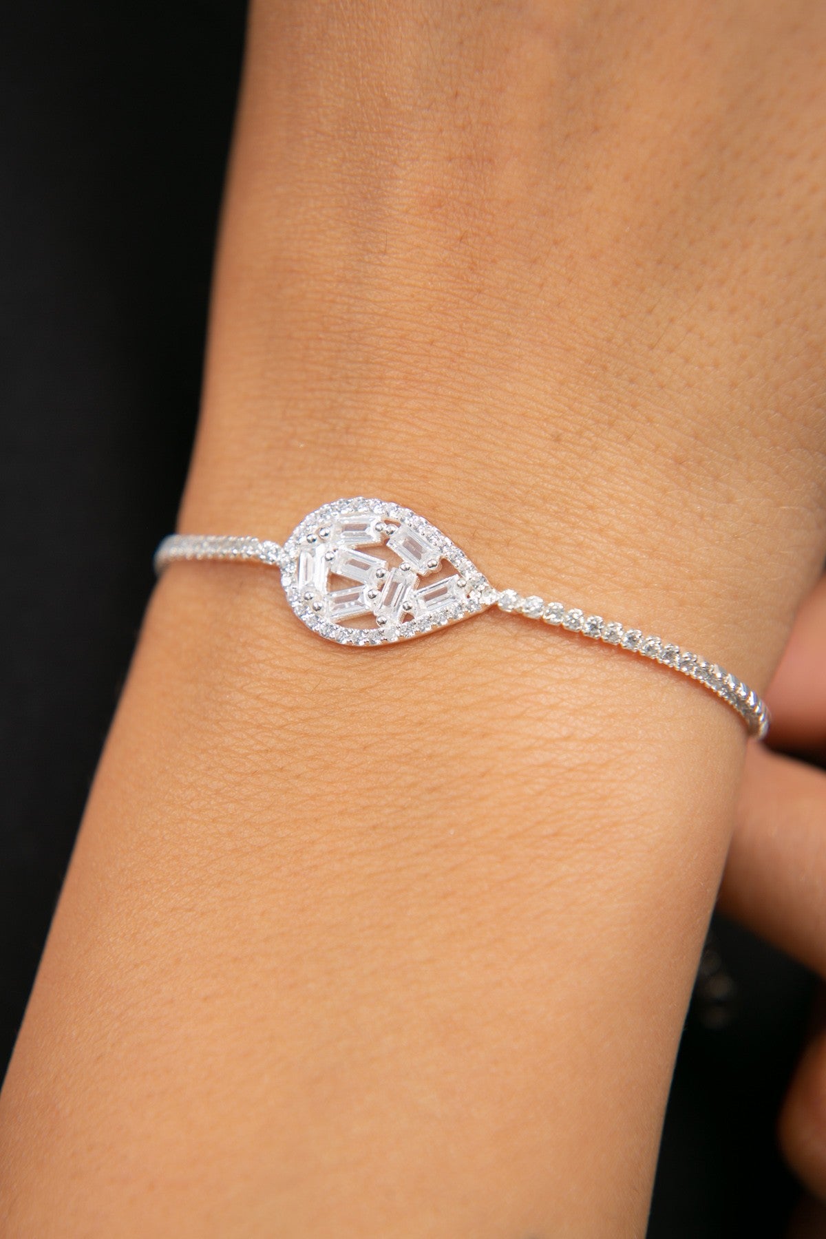 2aef9117c0528236058b13ed3888e1b8