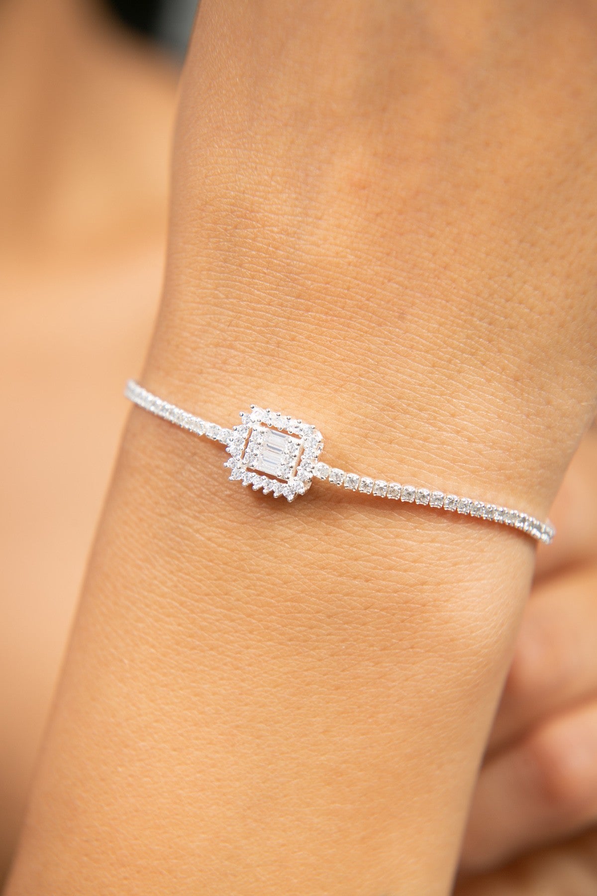 163376e9940b24f852dd6c9d6d471c66