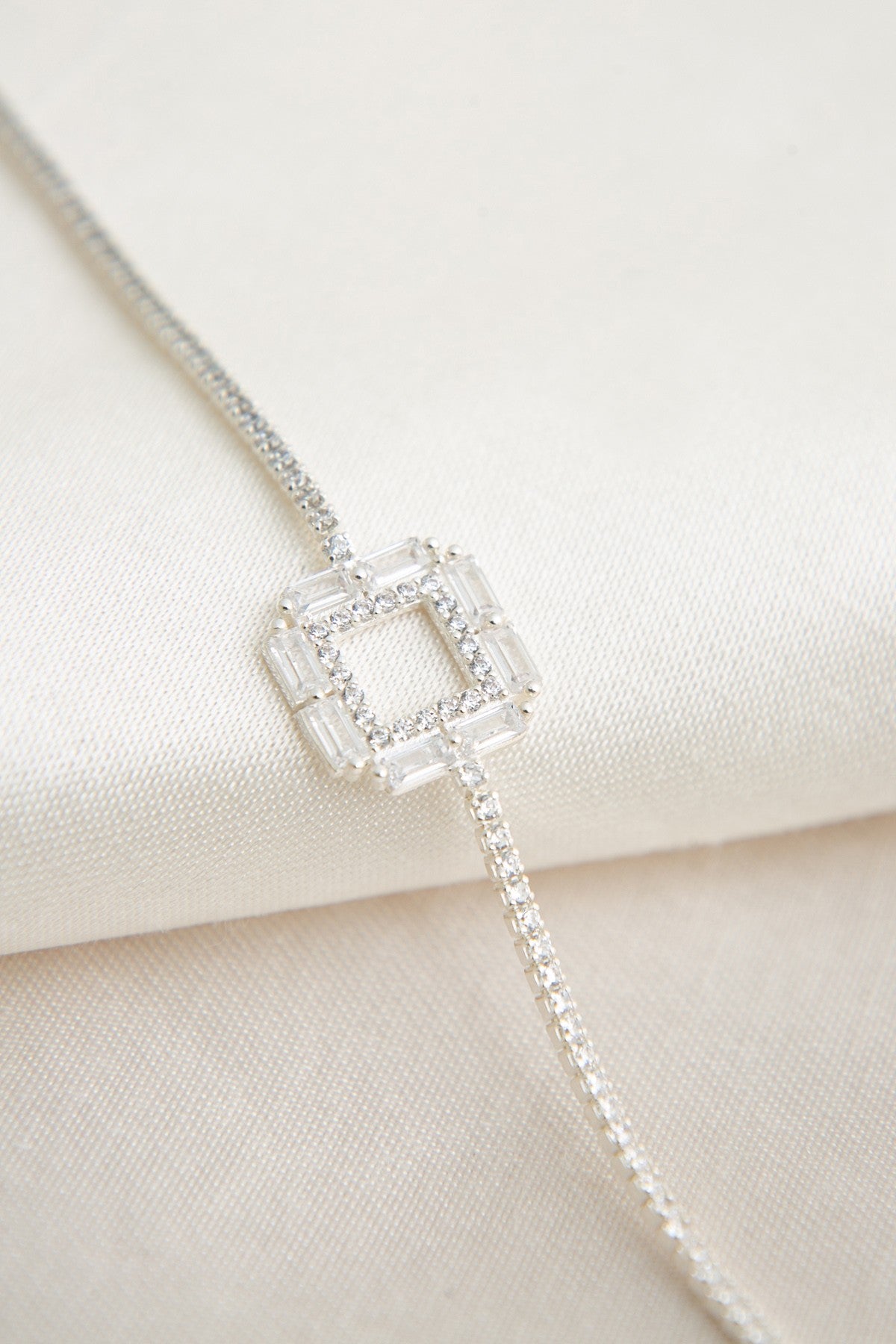 a5cdb136c6e08c3d8a1933e5498f1da2