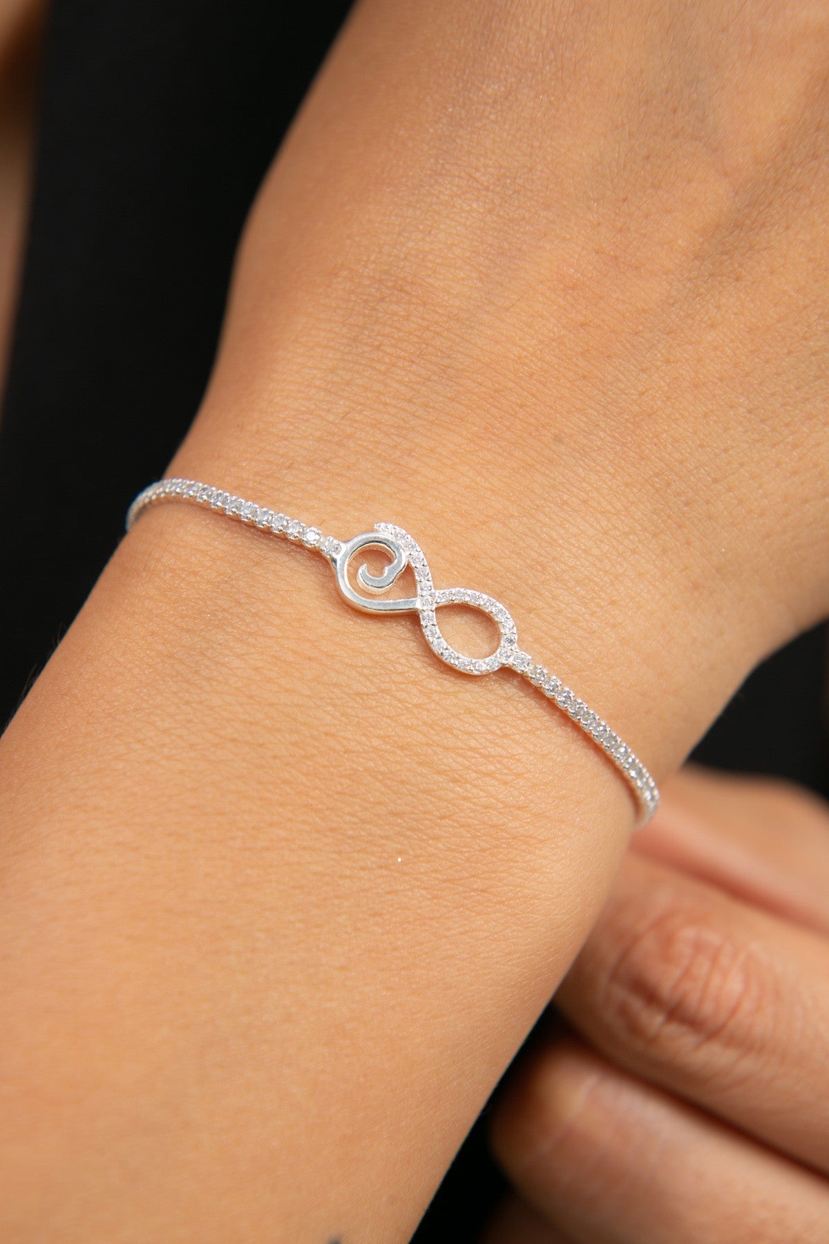 076887f1de5425c9710d4d3fb1092d51