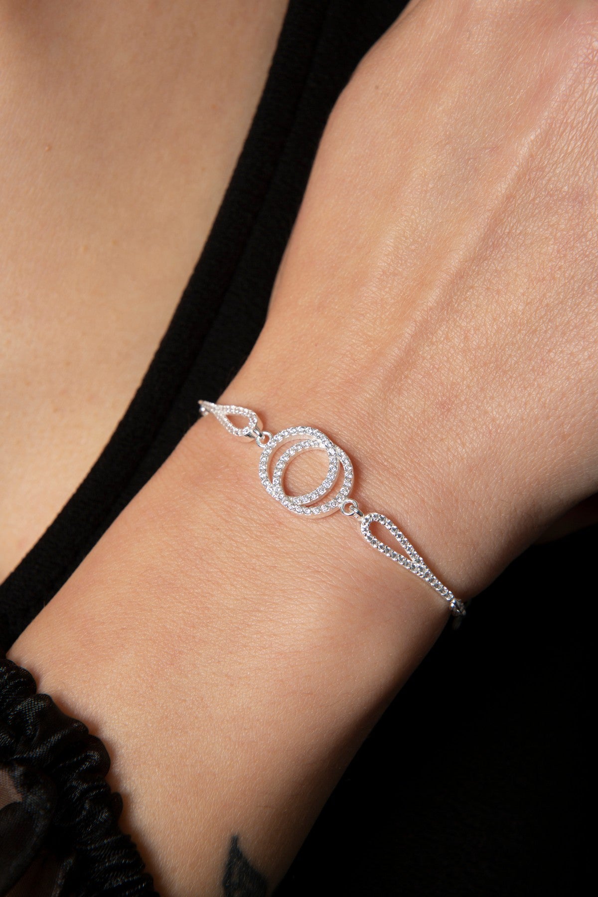 365ebe78ce09487b7697f9db10ac183a