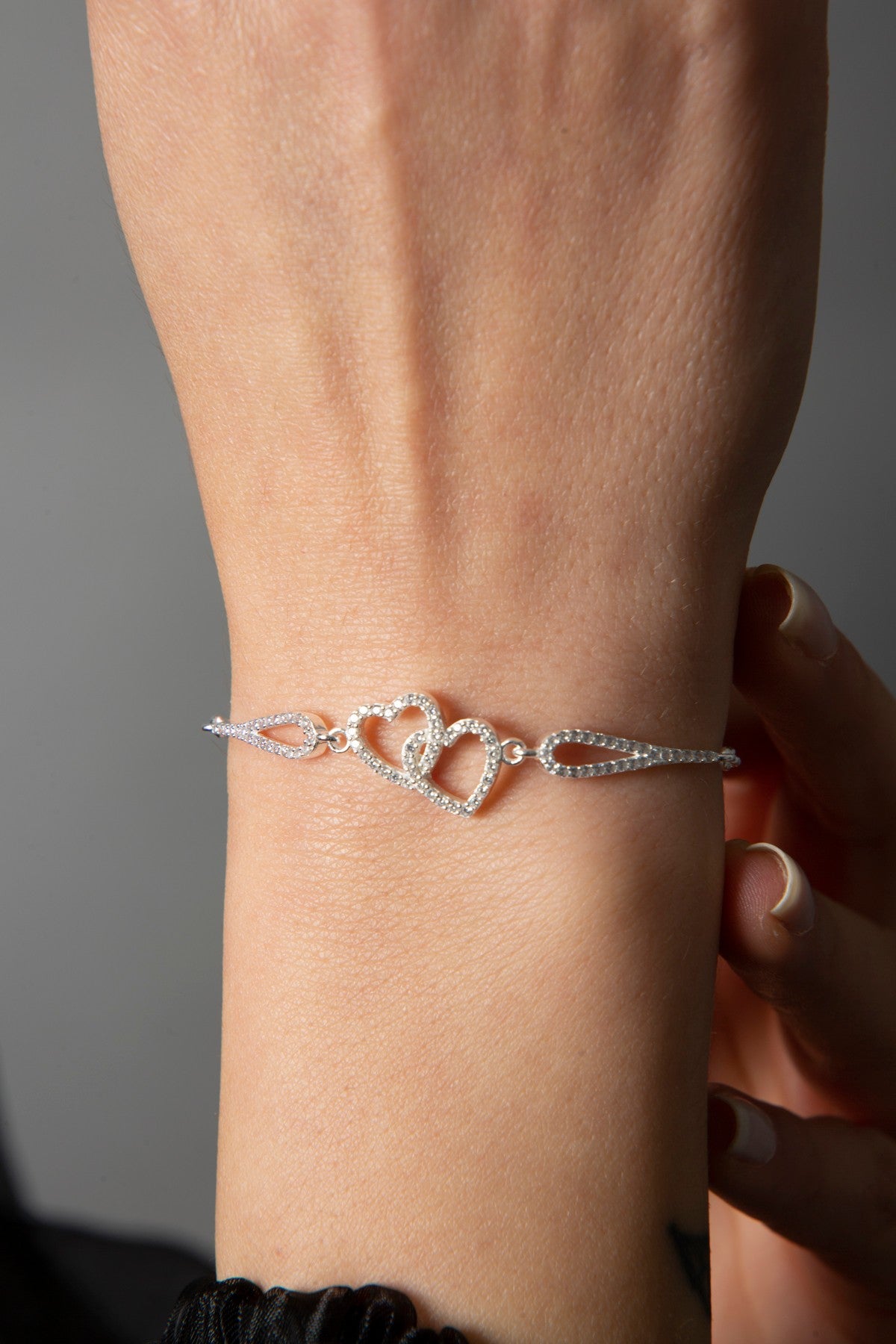 27f4e435676e8cb21c2a7ff2acb2419d