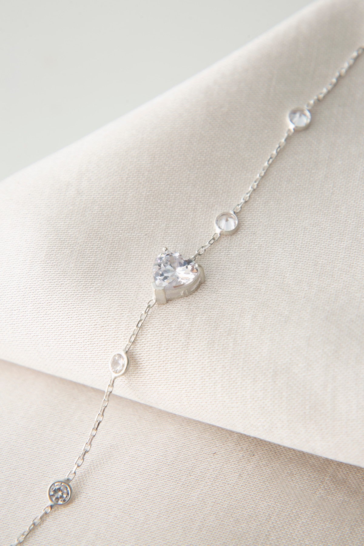 317f84849dc193655b6b87d1b8107443