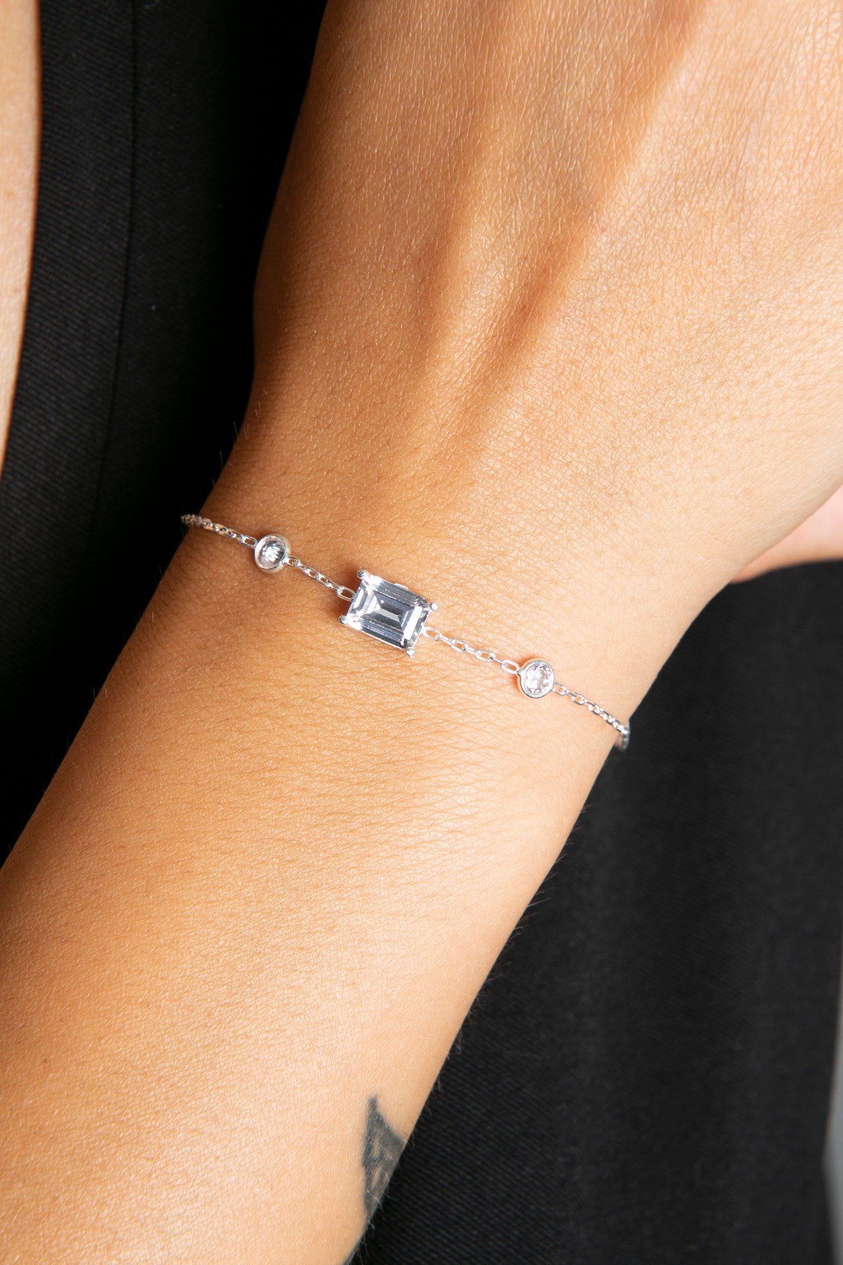 3fb55725596aa4496279ff51d39edefc