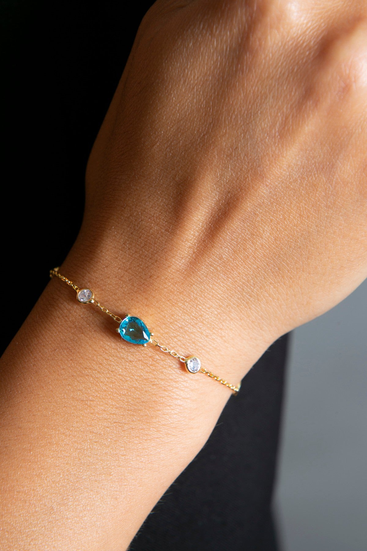 142fd74e2b44810ffce0fd330bc36409