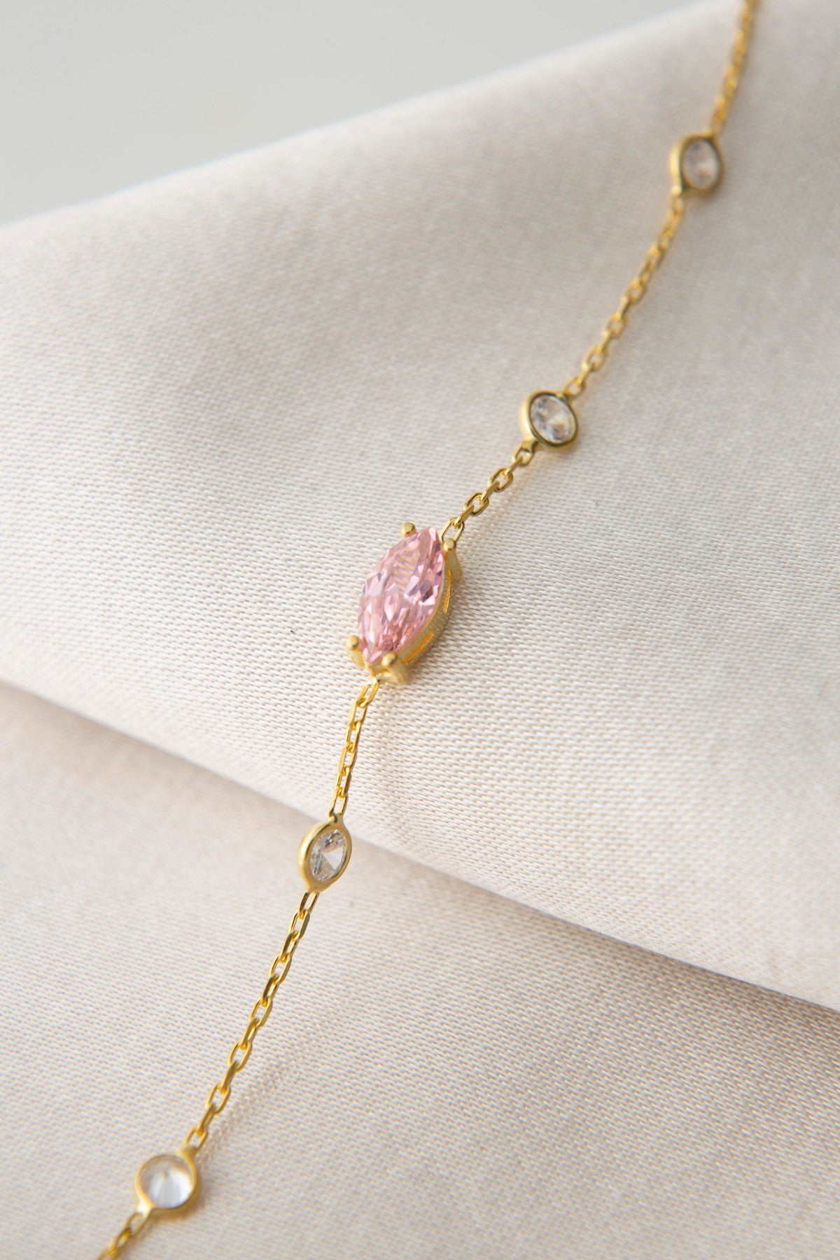 f23b83debe2a26c66af507b4d80a9ad5