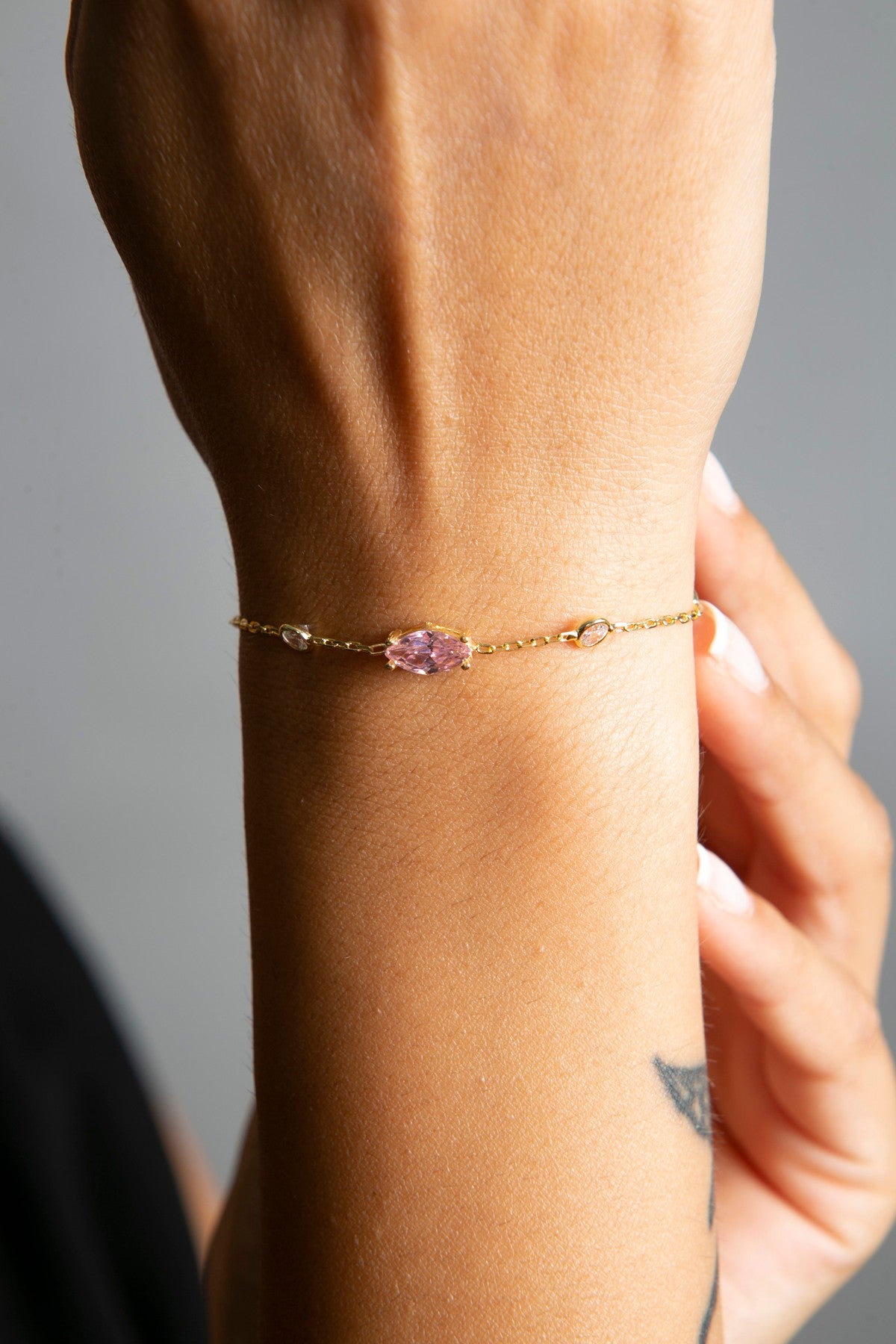 84d8bd7404824dbdac7ff6fefb02fa0b