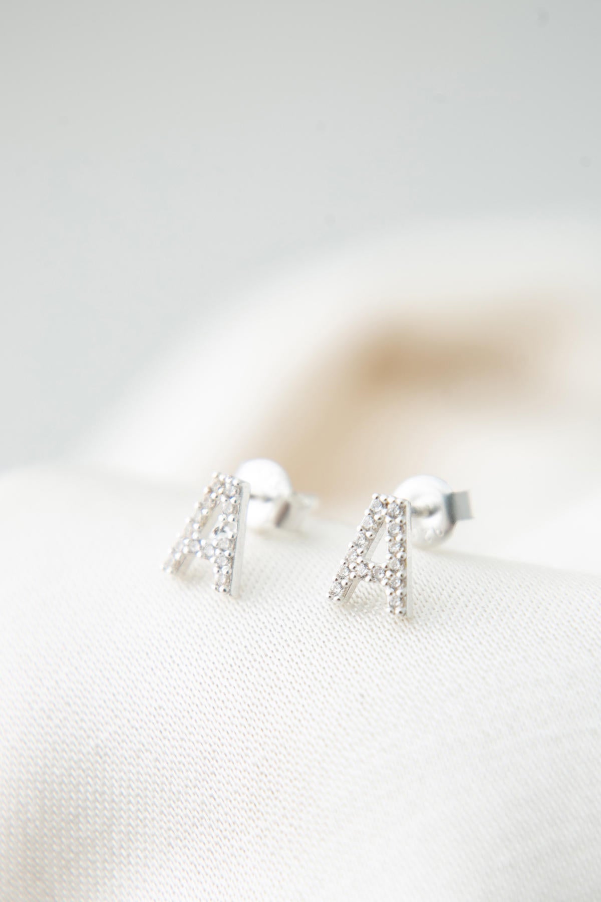 d05e48d0a2d077fe70e59dbcd27d9d7c