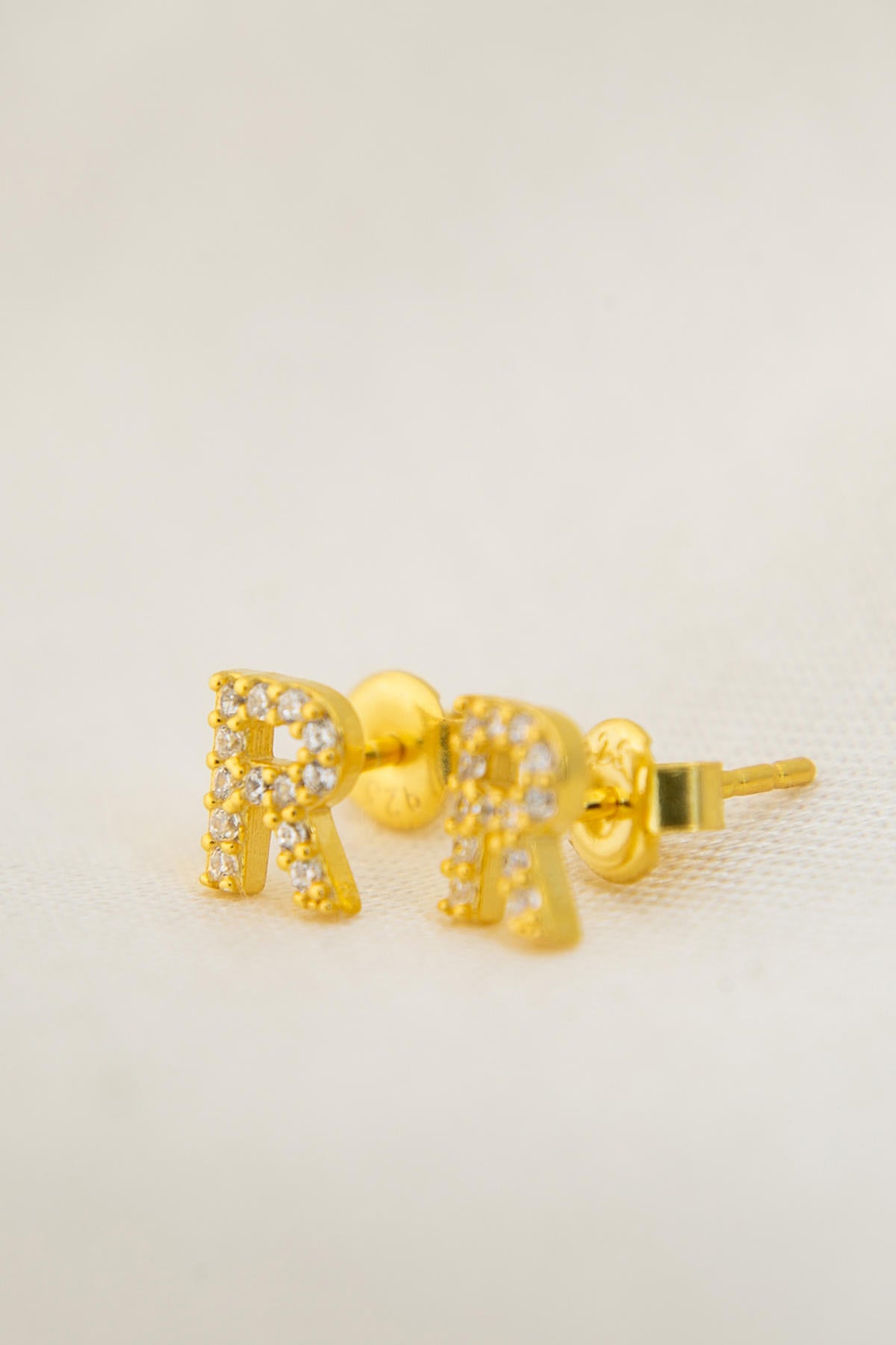 f74c34585ee589231cb50d425badfbf8