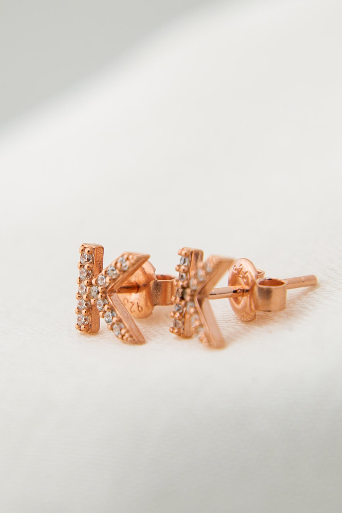 c1cd9419bb96317ef780c9233888b776