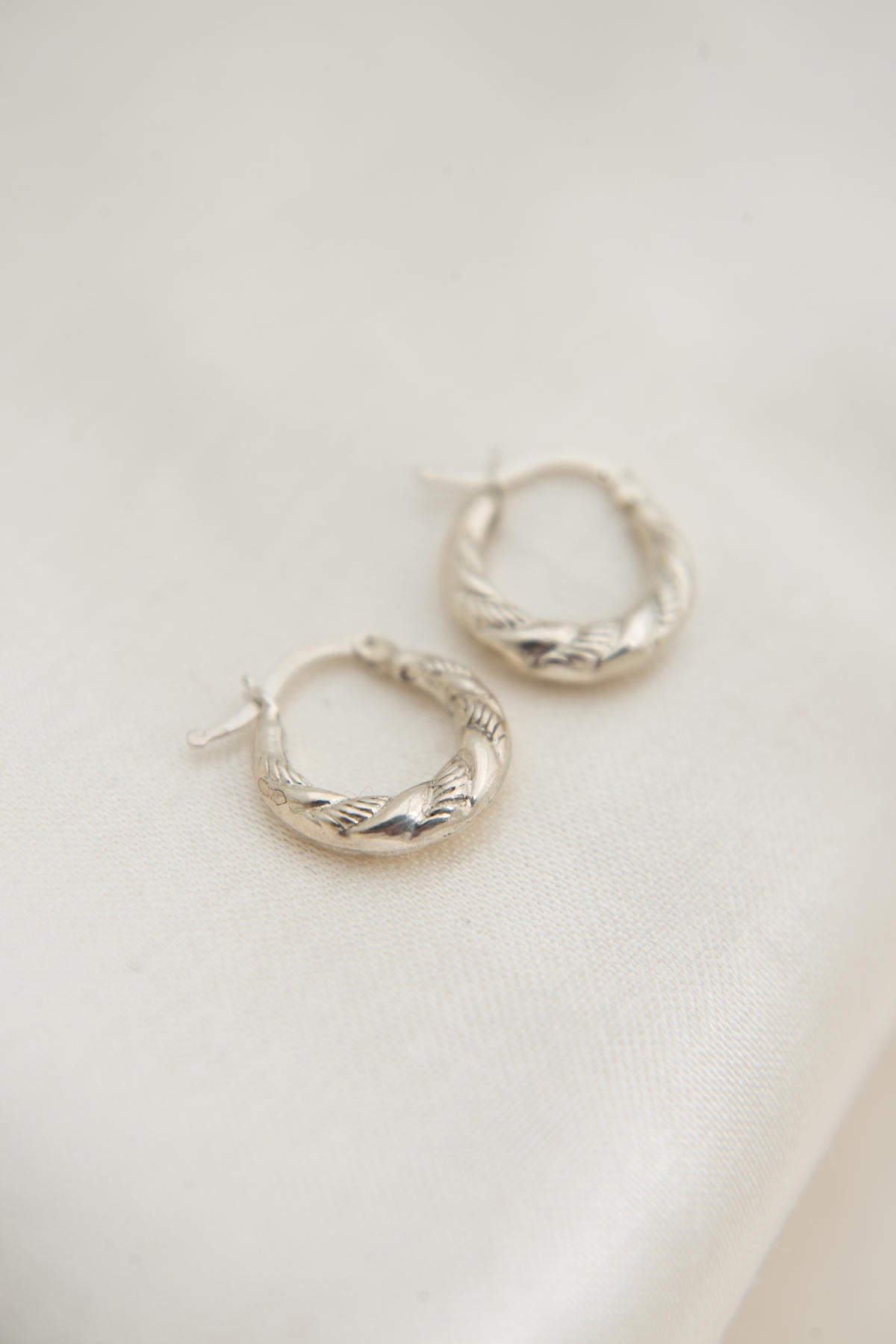 03b8a407f1f9d019c5183890a306b175