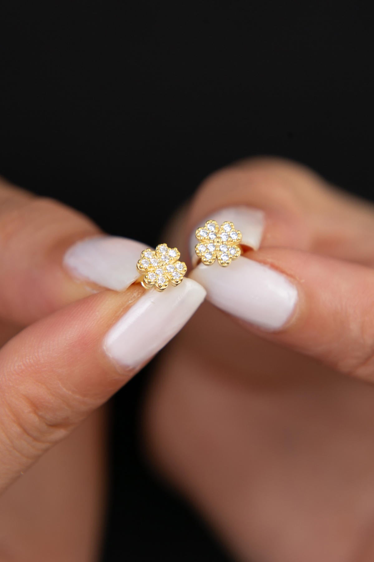 b321bf6f310dbe08426f8c1345ea47d7