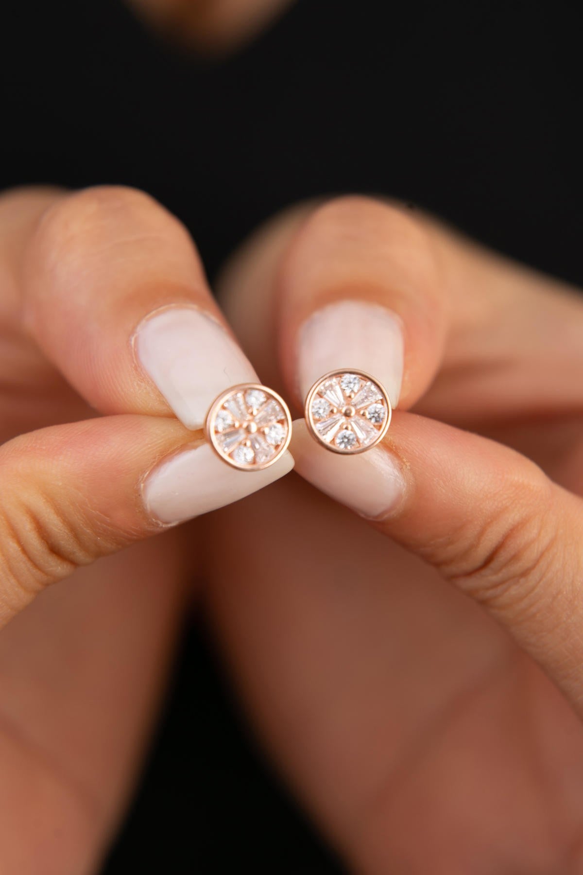 7c275e77be36d4036e34b5c43610a46e