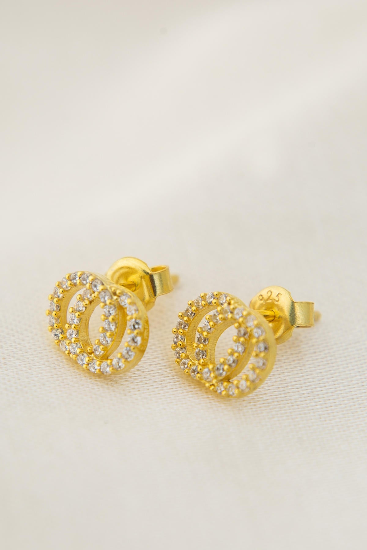 f12385cf15097f8d890c92f4af3eeae9