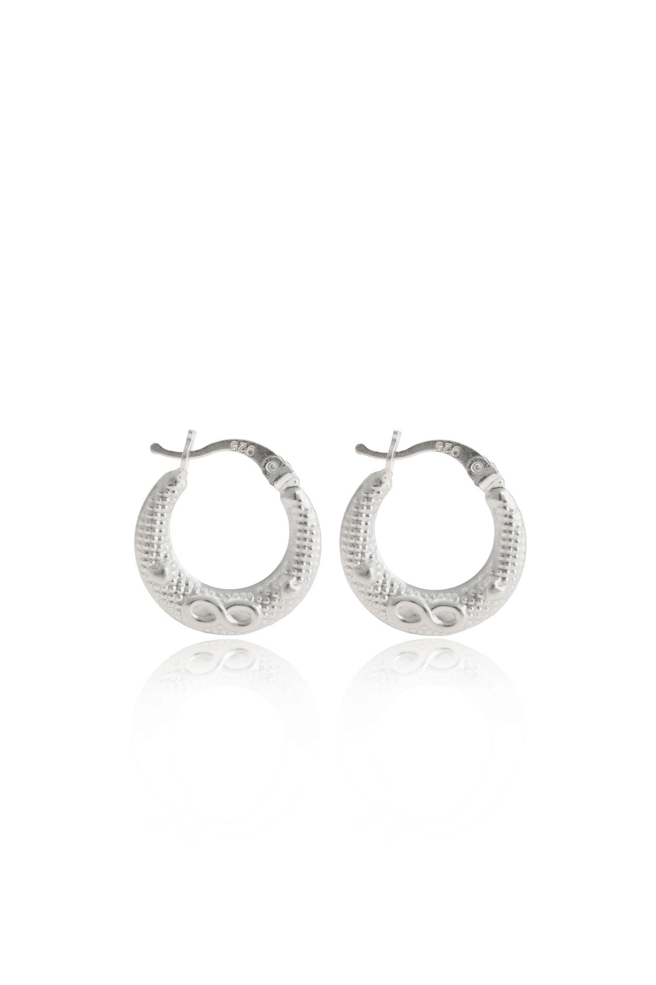 01e423abc8a82816ac30c25c9ae2bd80