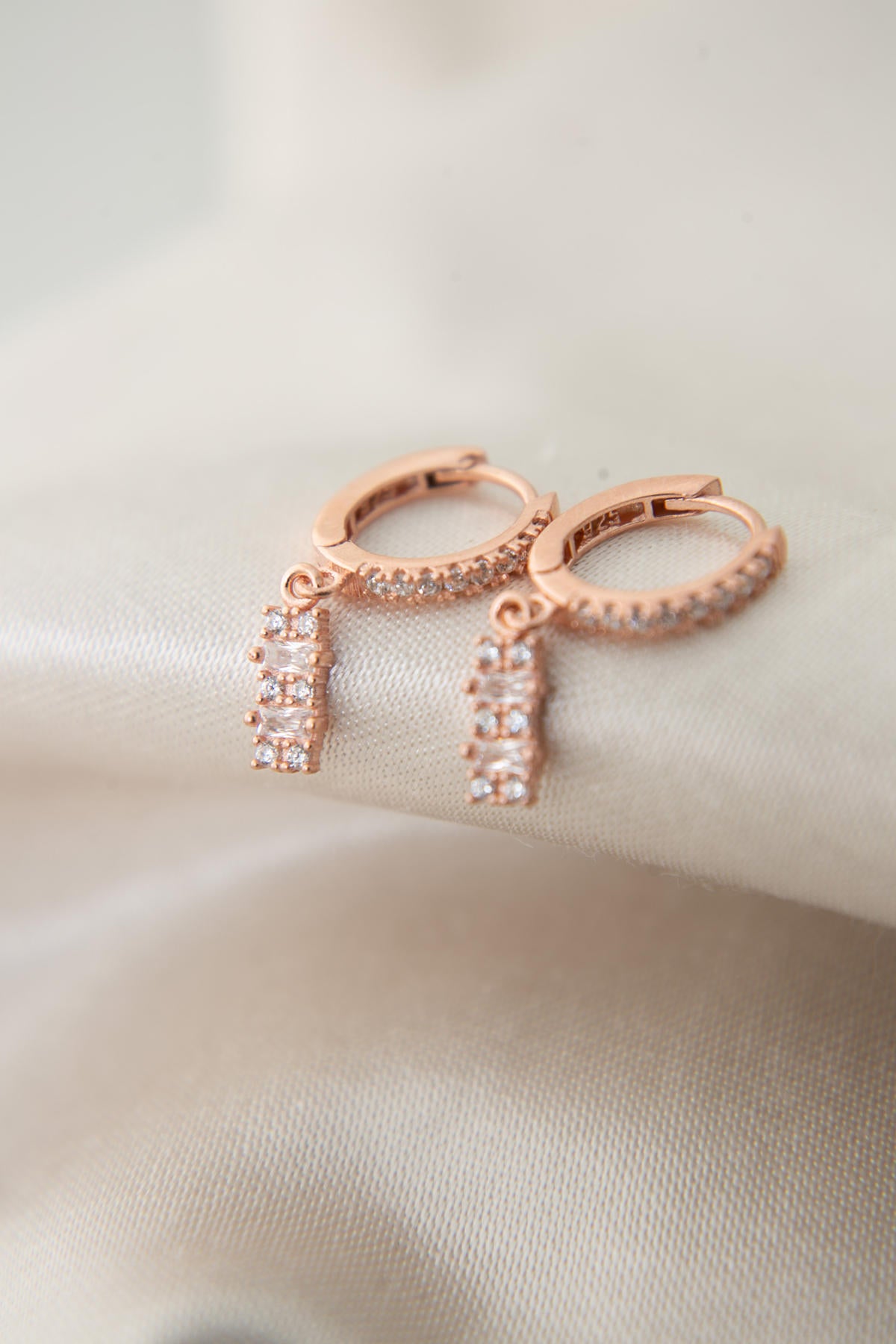 47b69b64153bea3b92416b11382cfca7