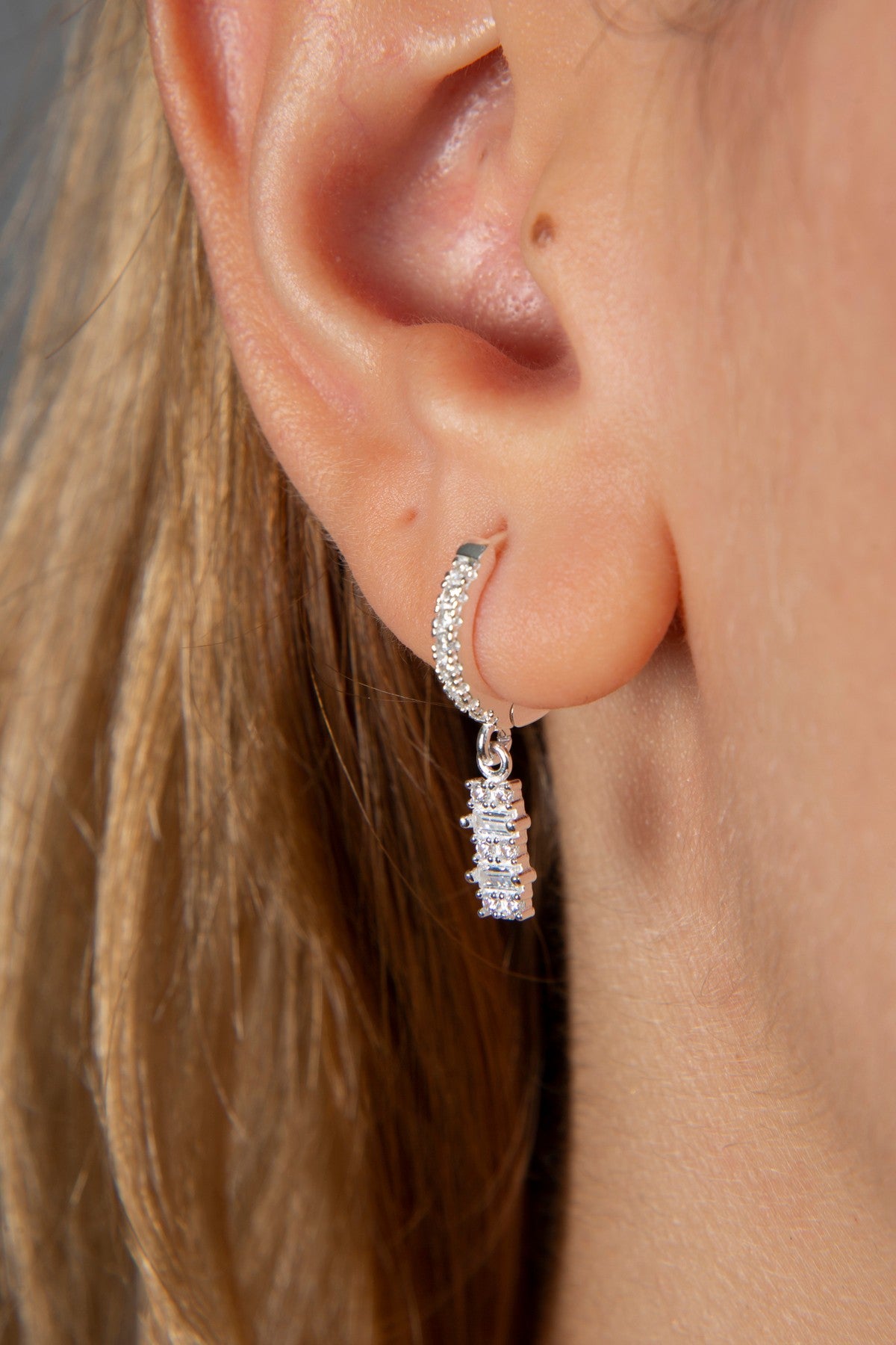 ccd304c44796cbe780f49a4e8f28b155