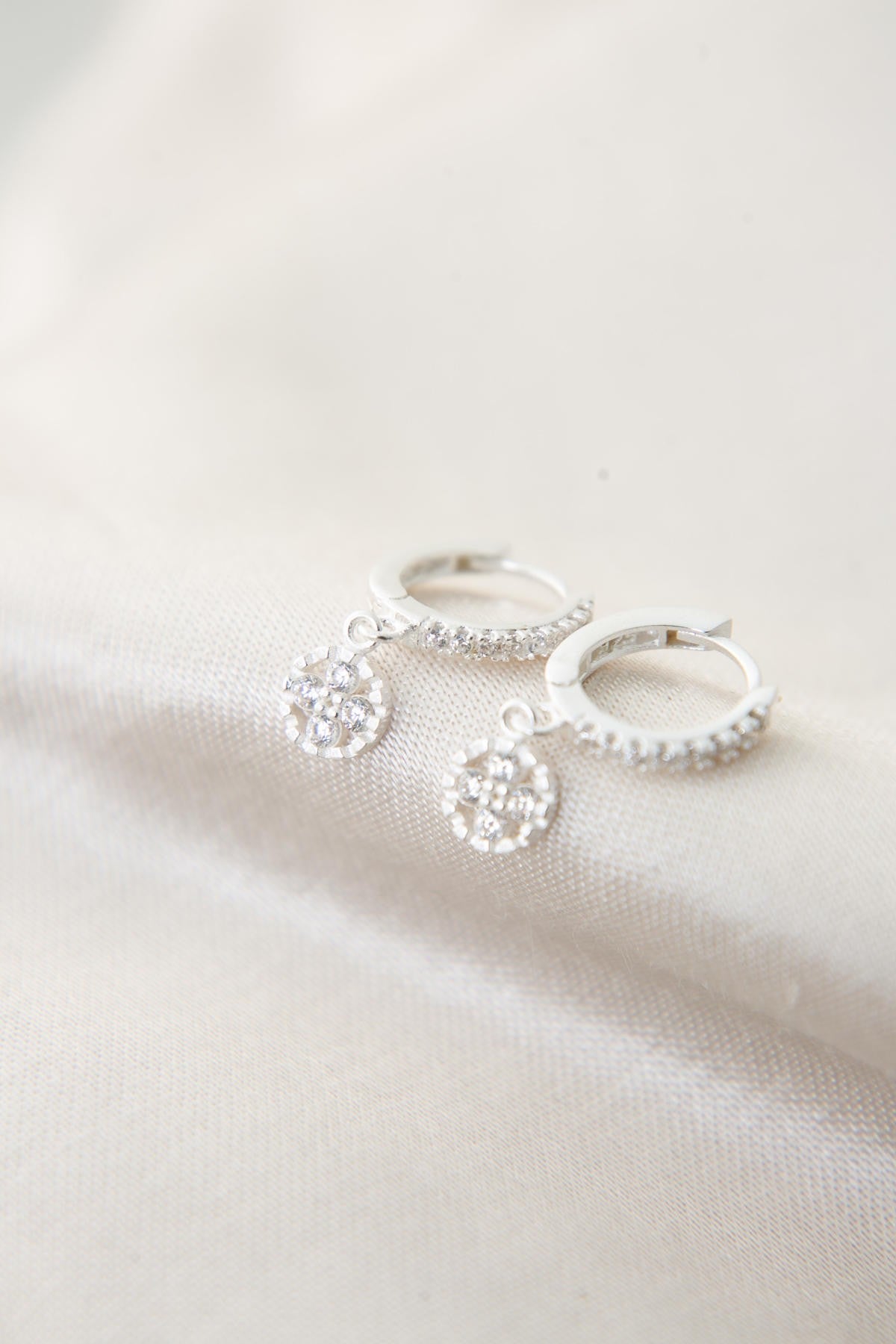 9dbe955fae4d83624efd554b8fb35619