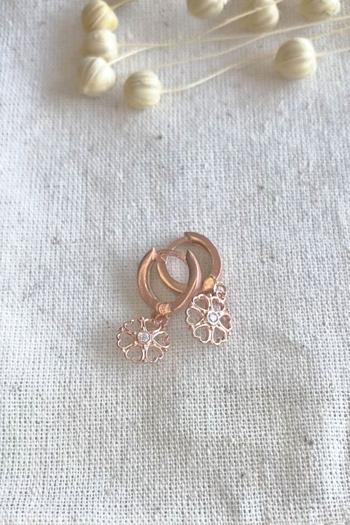 159d9208ce5f61da50cdfedc2369310a