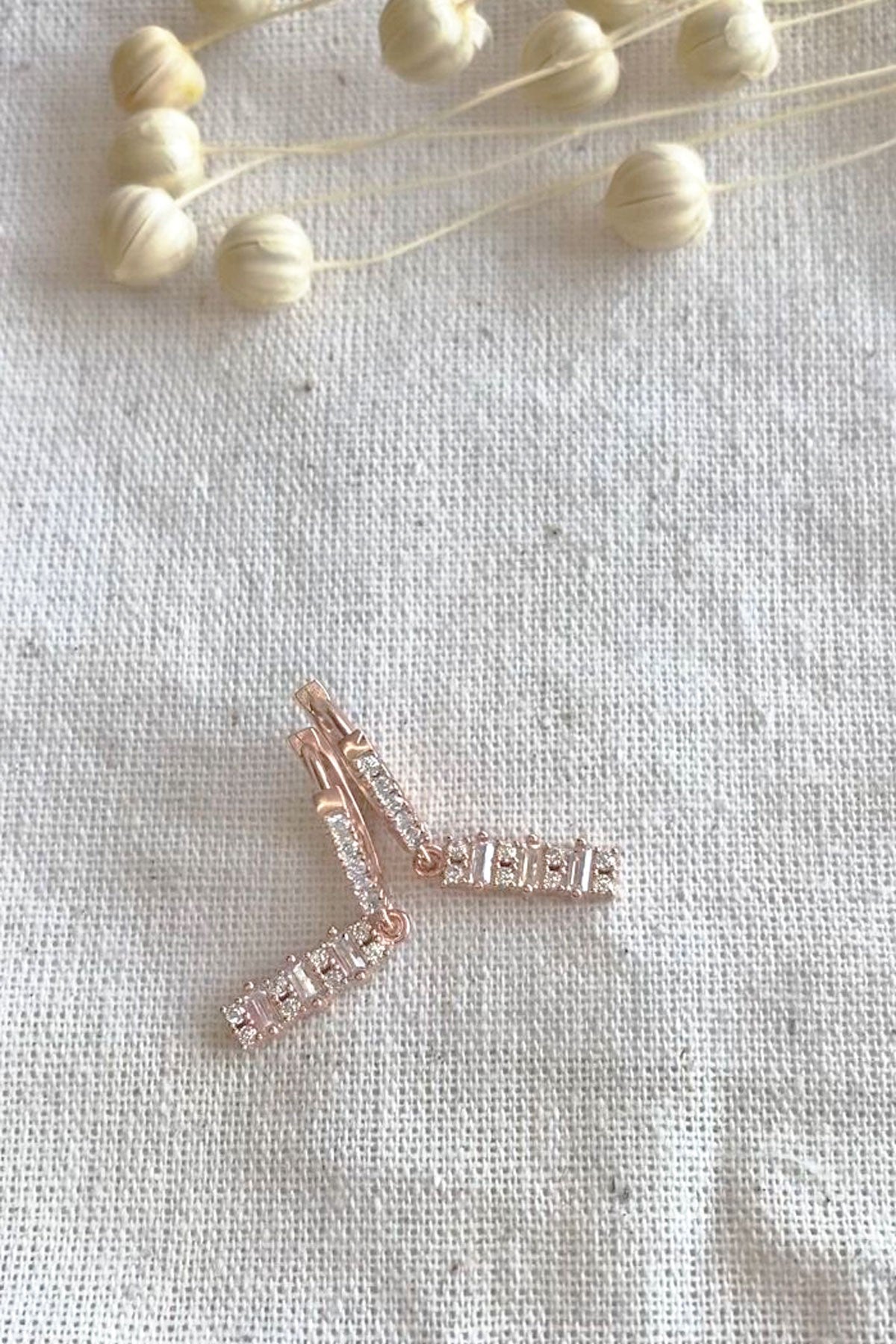 fd4bc1f88331af0414f932cde4ce6597