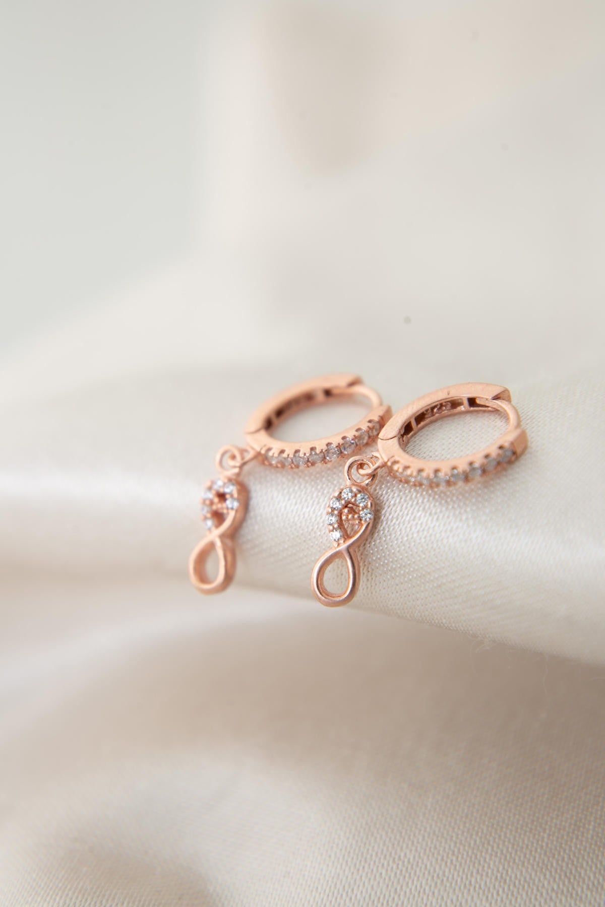 f4d7f747a6e8102c64af84c2451febeb