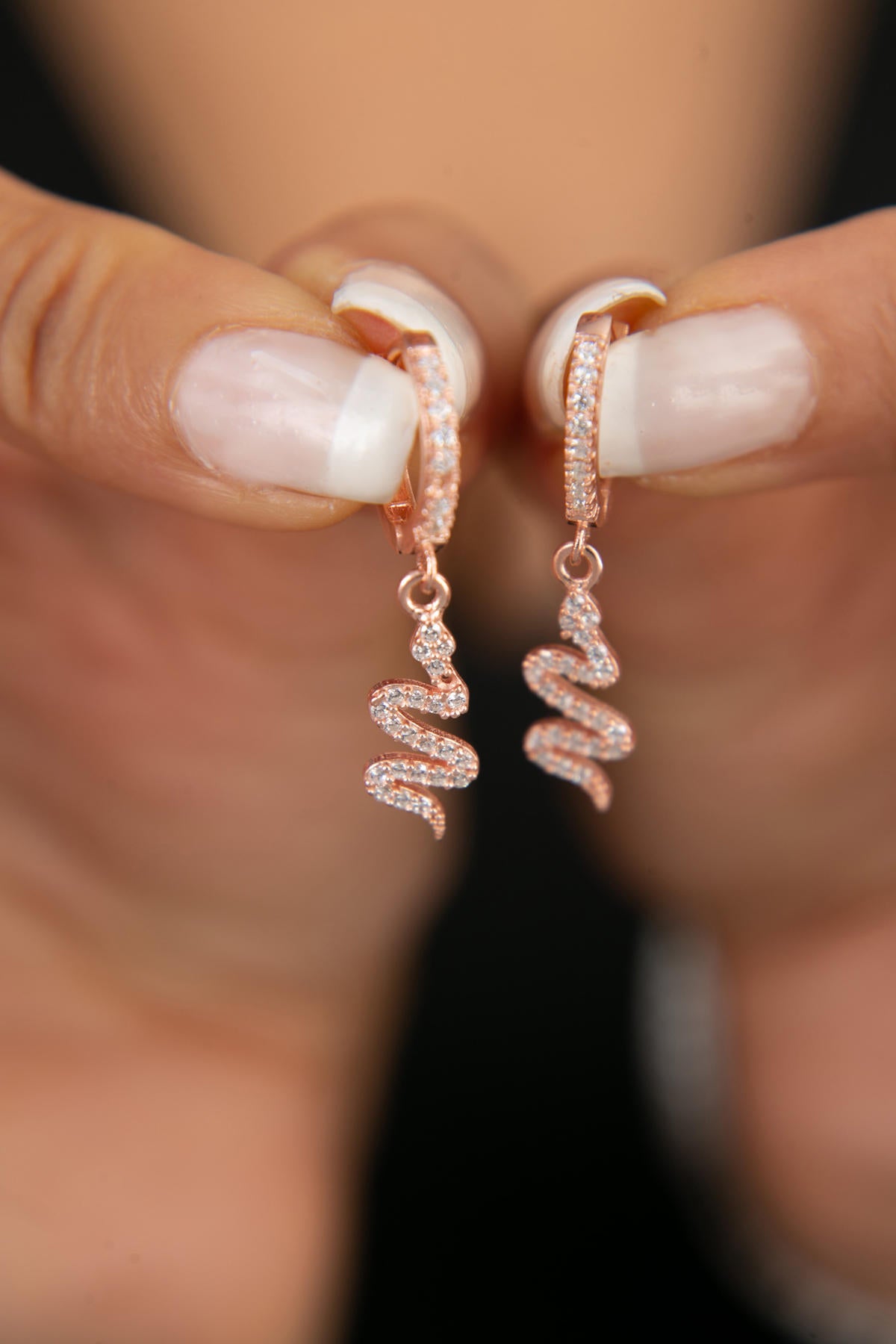 66a318ed97b616dbf8d3e964a45b6286