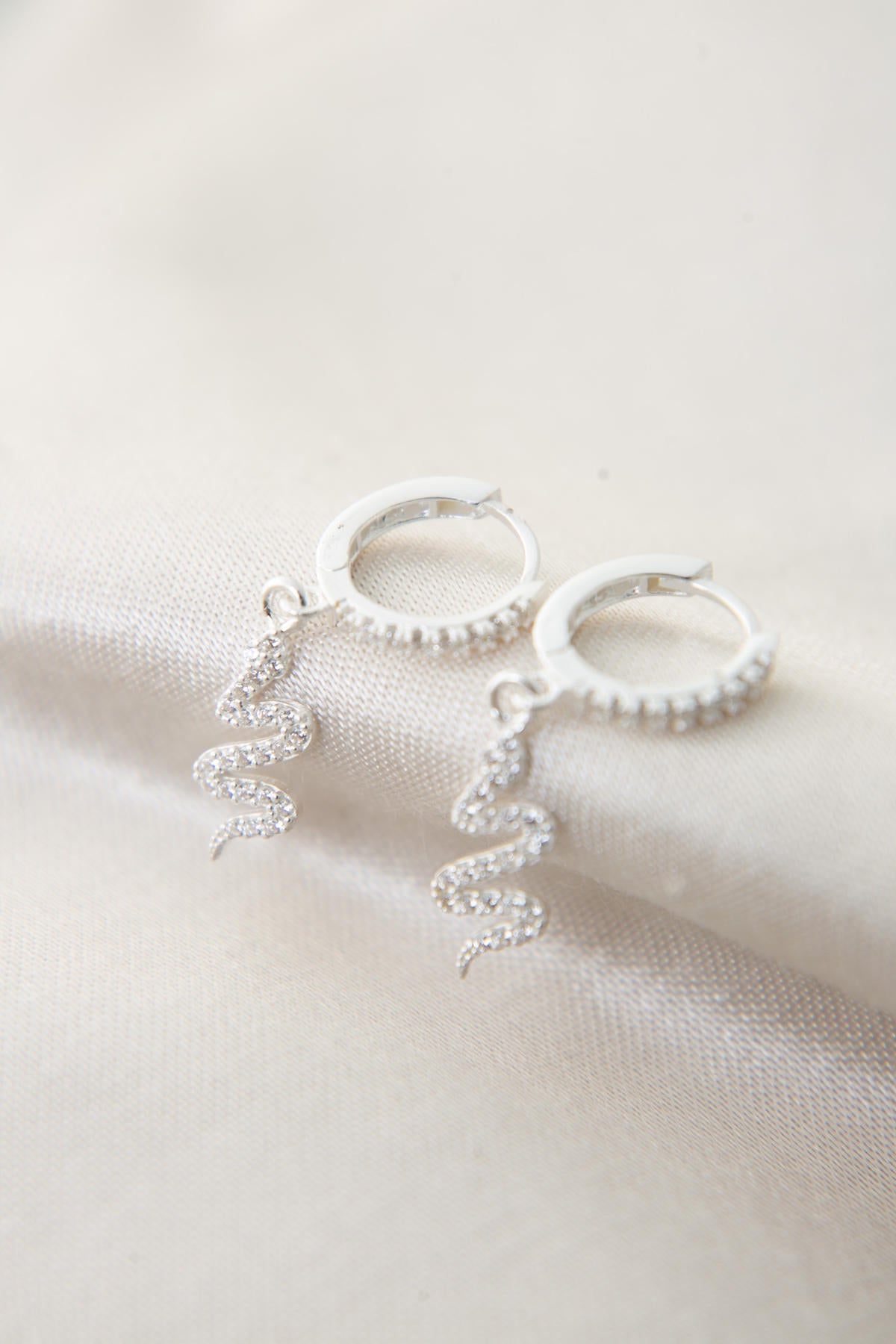 adccea6226f5bf4332ef9928d329f002