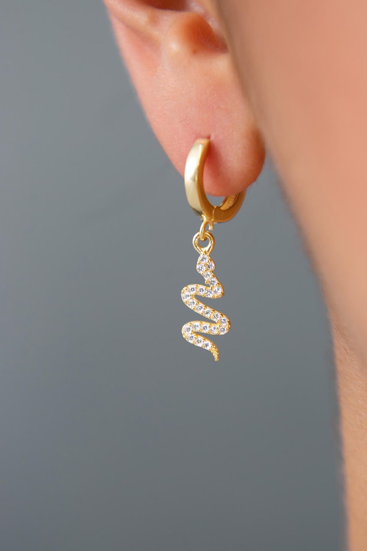 4c5a885ed0e7230db88d6b02a327856b