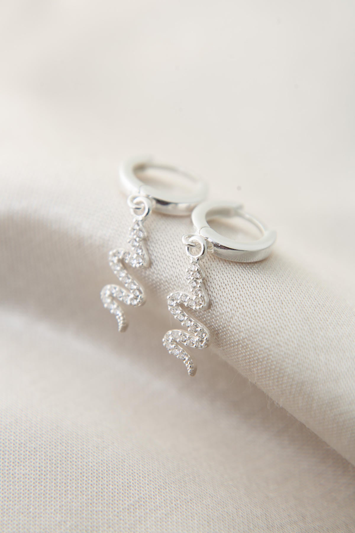 679eeeb5007545576beda24f0440fc54