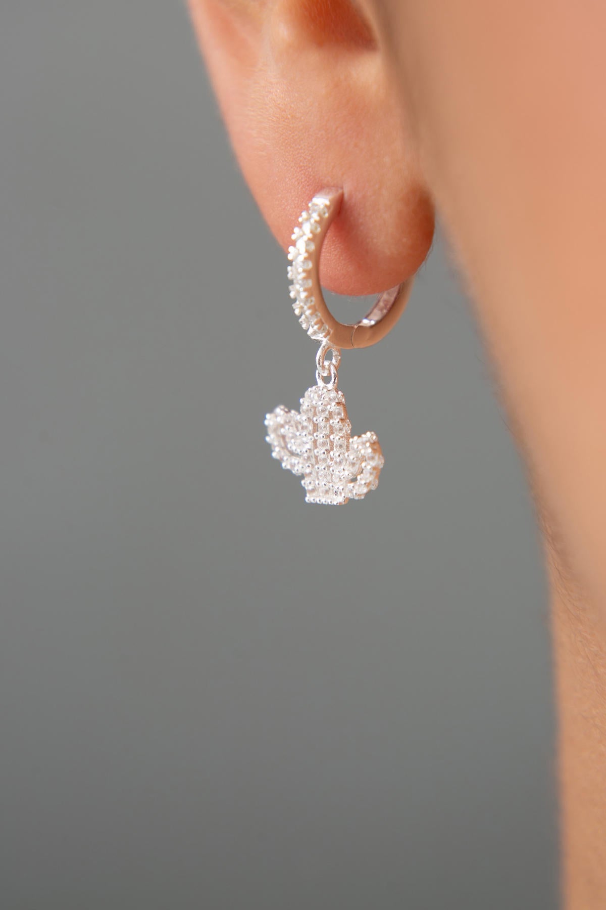 99d3f48284f3288cc5ffb06867fc7925