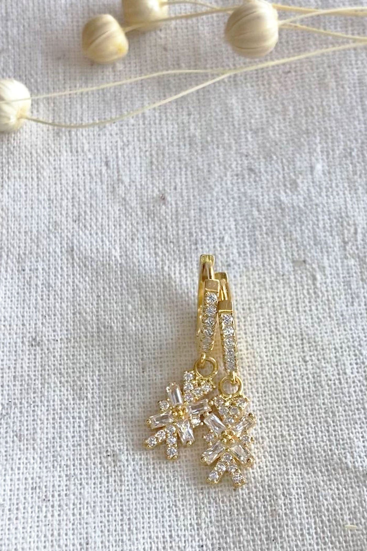 3b5fef2cde3188cbd89d499579b7ec87