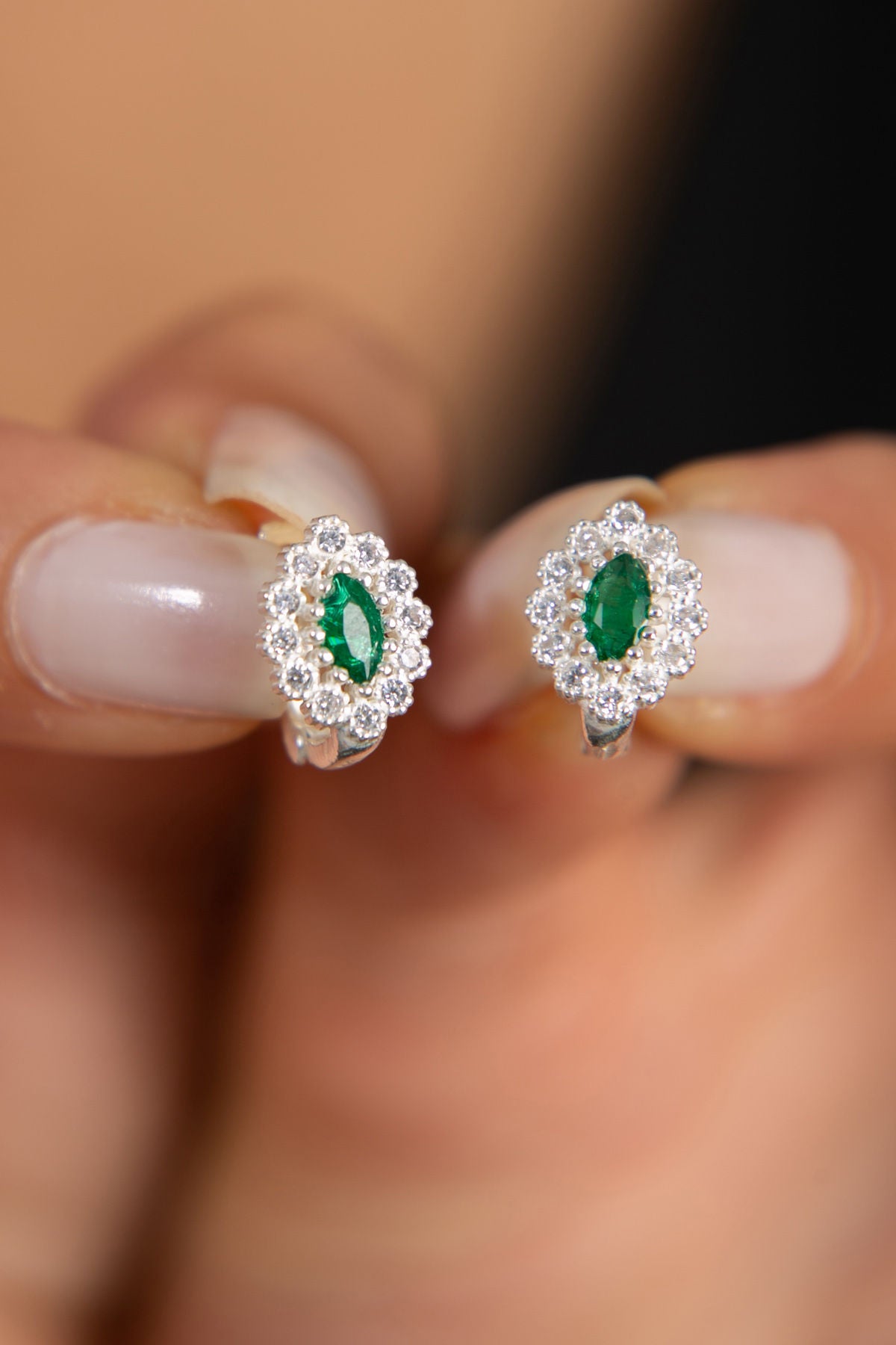 9944e9e4b97bbac83050132fa5bff5e4